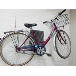 AWRy Caprese mauve ladies bicycle with front basket and rear arch