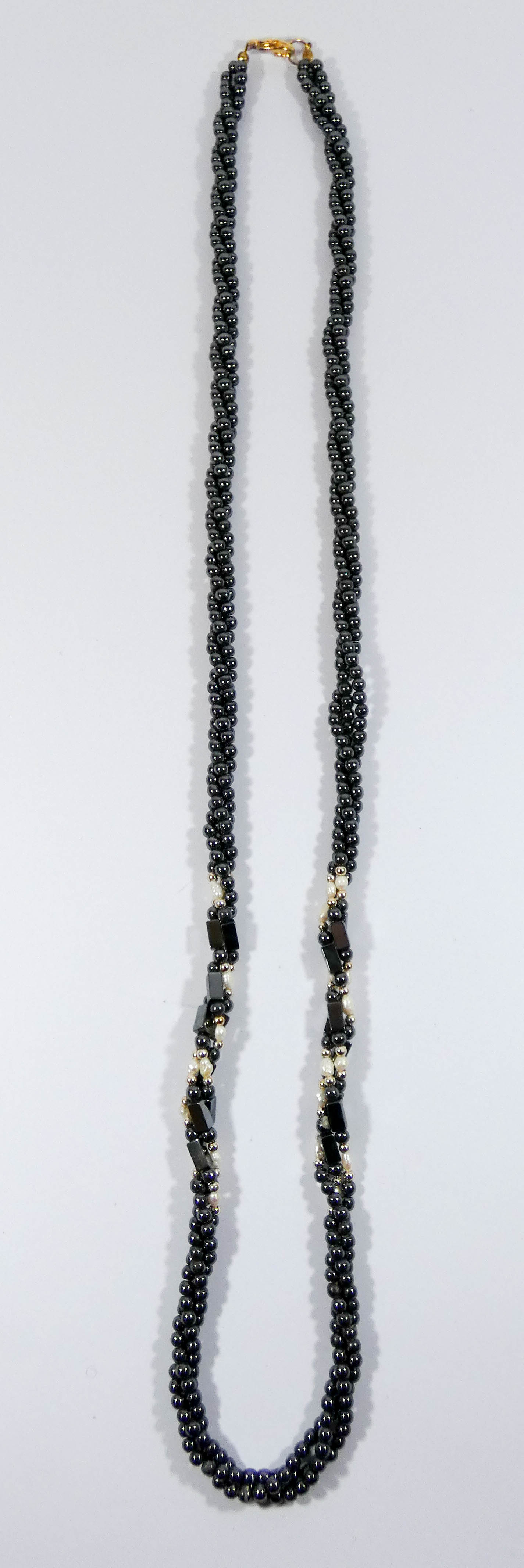 Row of rose quartz beads and a row of hematite and freshwater pearl beads - Image 2 of 3