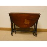 Victorian circular mahogany Sutherland table on turned legs 3' wide