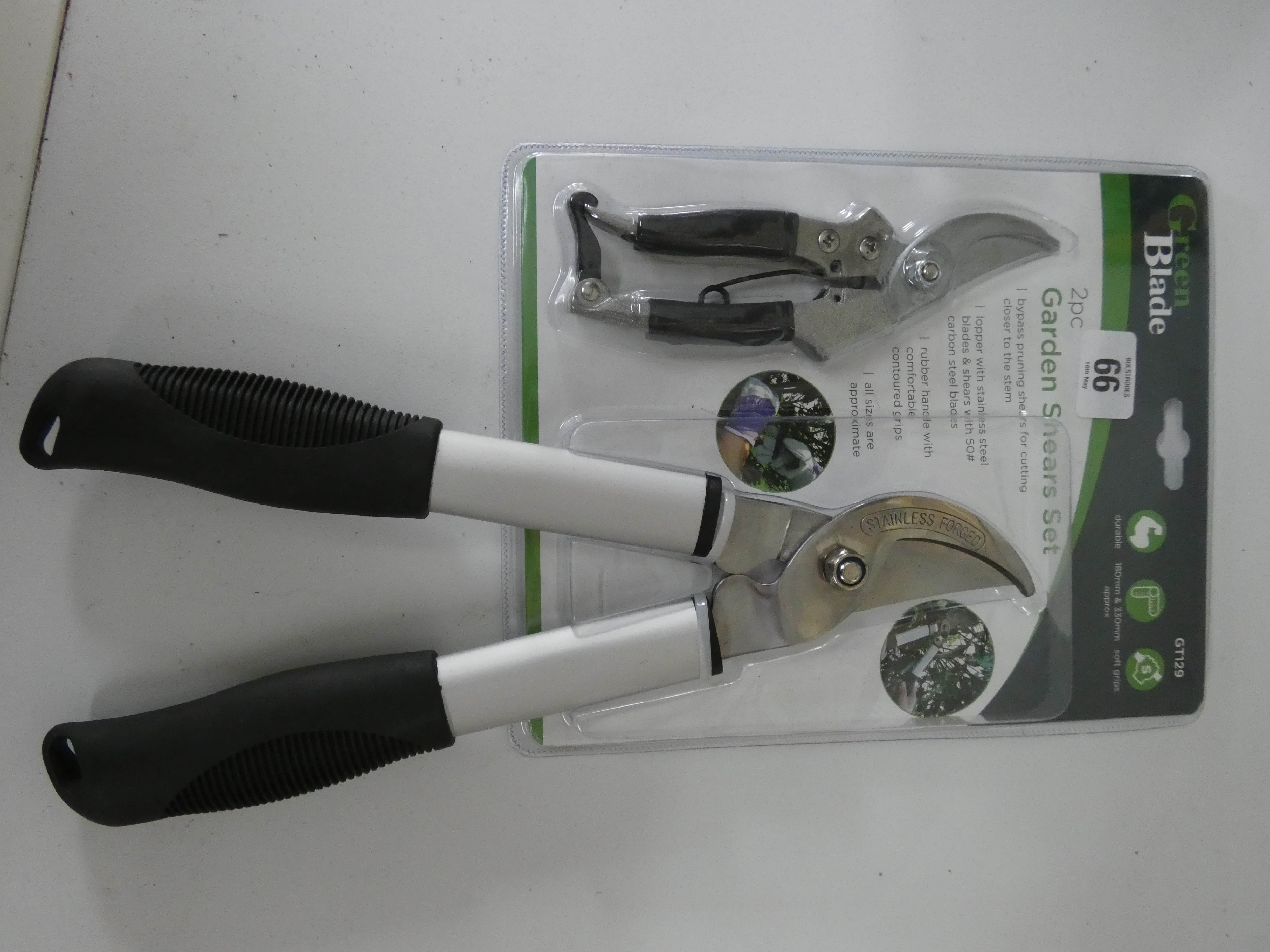 A new two piece garden shear set