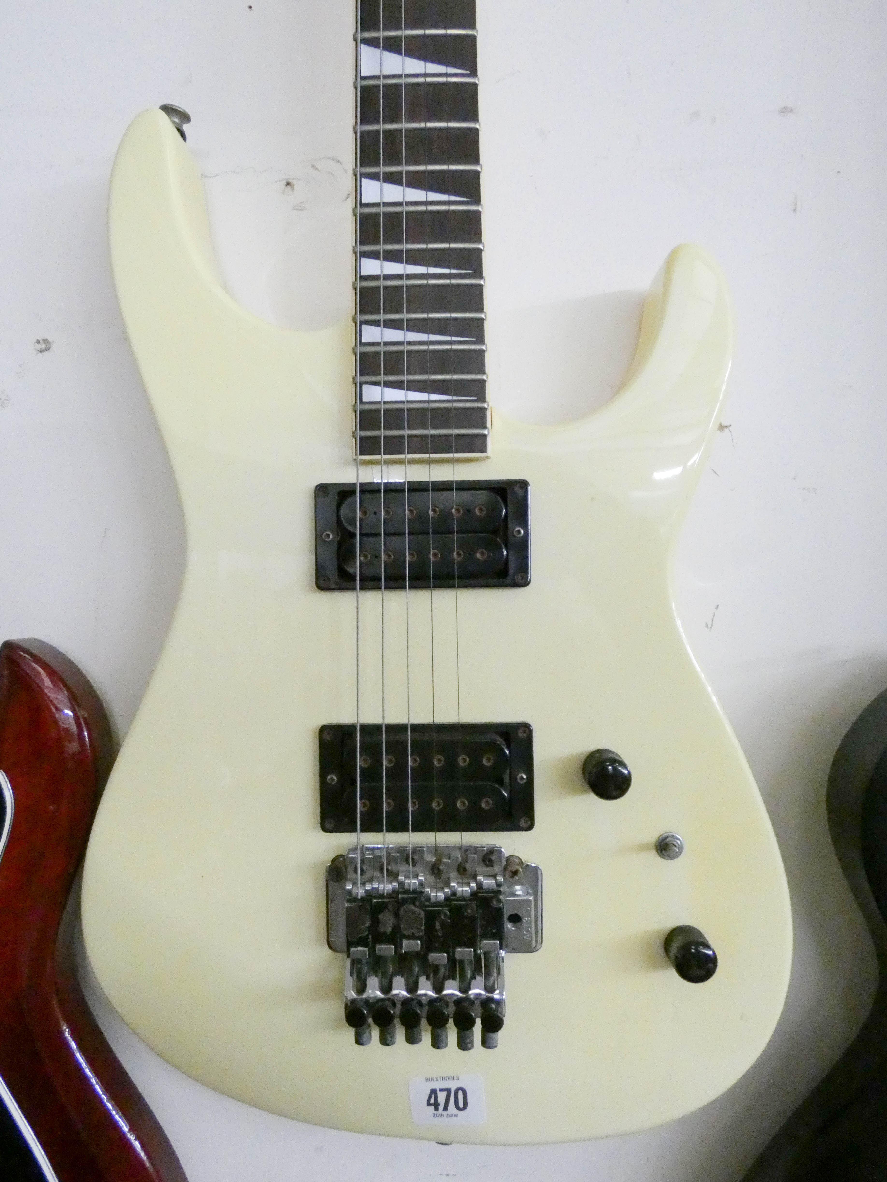 An Aria Pro 2 AC3TS electric guitar with soft carrying case - Image 3 of 5
