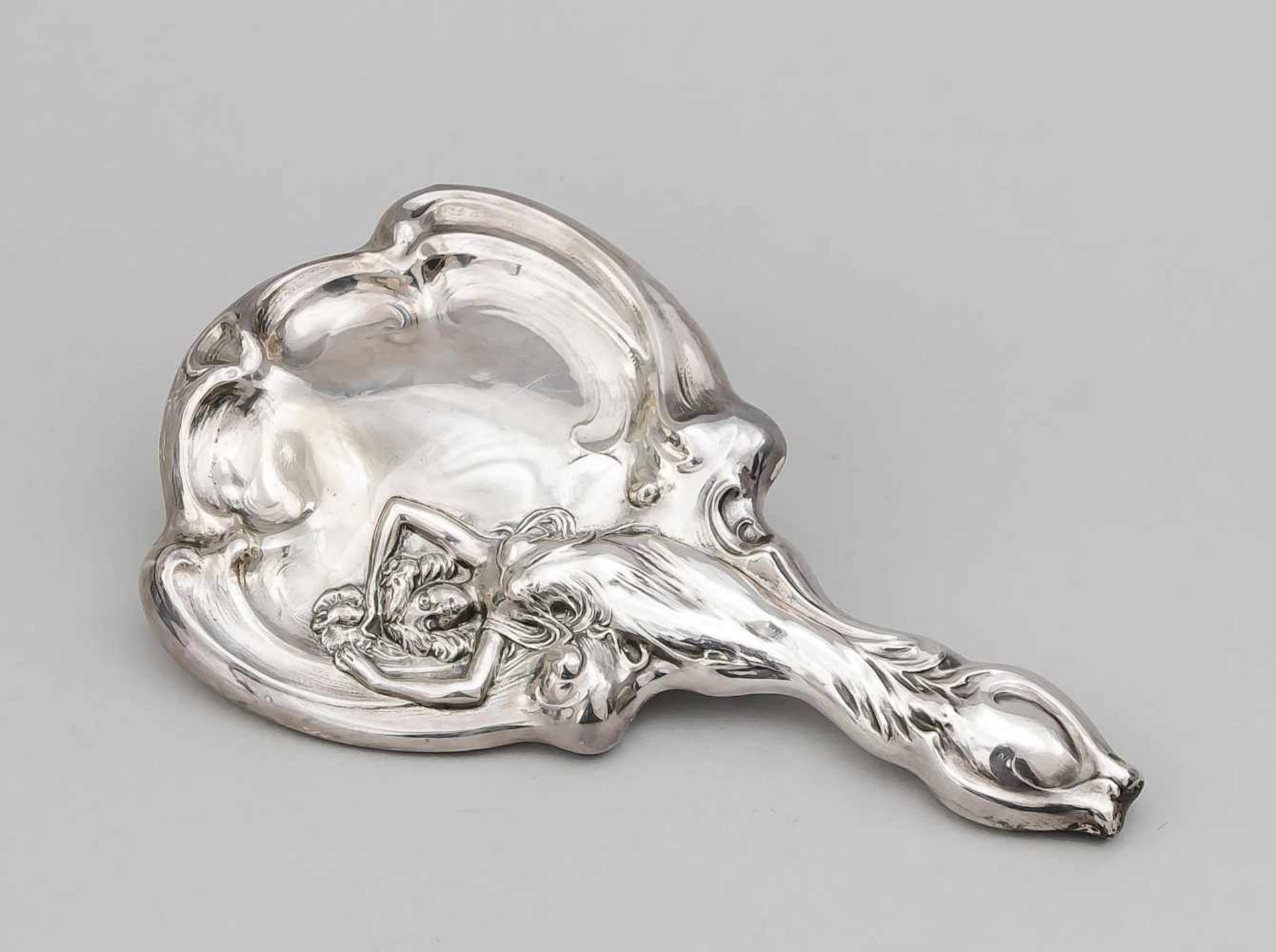 Jugendstil-Handspiegel. Sterling. Zeittypischer reliefierter Dekor mitJugendstil-Schönheit in