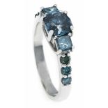 Brillant-Ring WG 585/000 mit einem Brillanten 1,16 ct Fancy Intense Blue/PI, 2Princess-Diamanten,