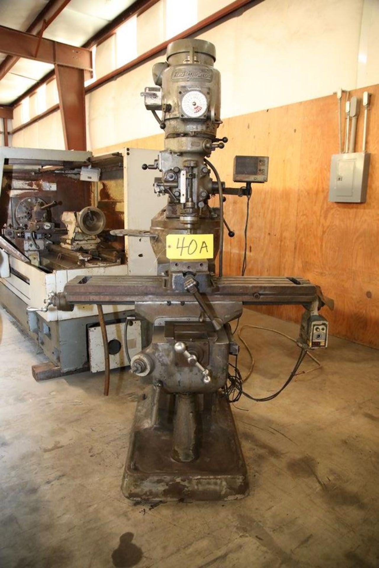 BRIDGEPORT VERTICAL MILLING MACHINE VARIABLE SPEED HEAD