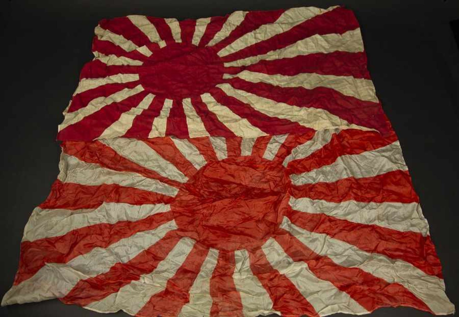 Drapeaux japonaisComprenant un drapeau en tissu coton imprimé, sans marquages visibles, indication - Bild 2 aus 3