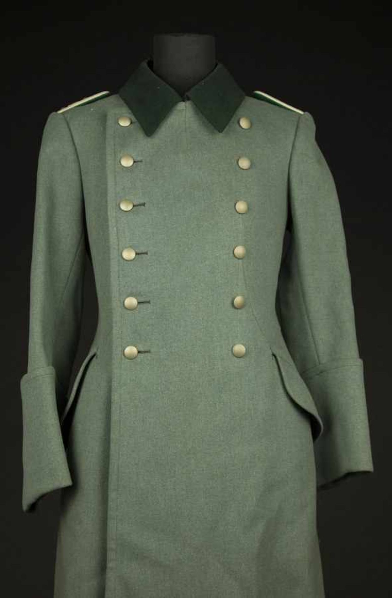 Manteau d'officier de l'Administration de la HeerEn gabardine Feldgrau, col vert canard, tous les - Bild 2 aus 4