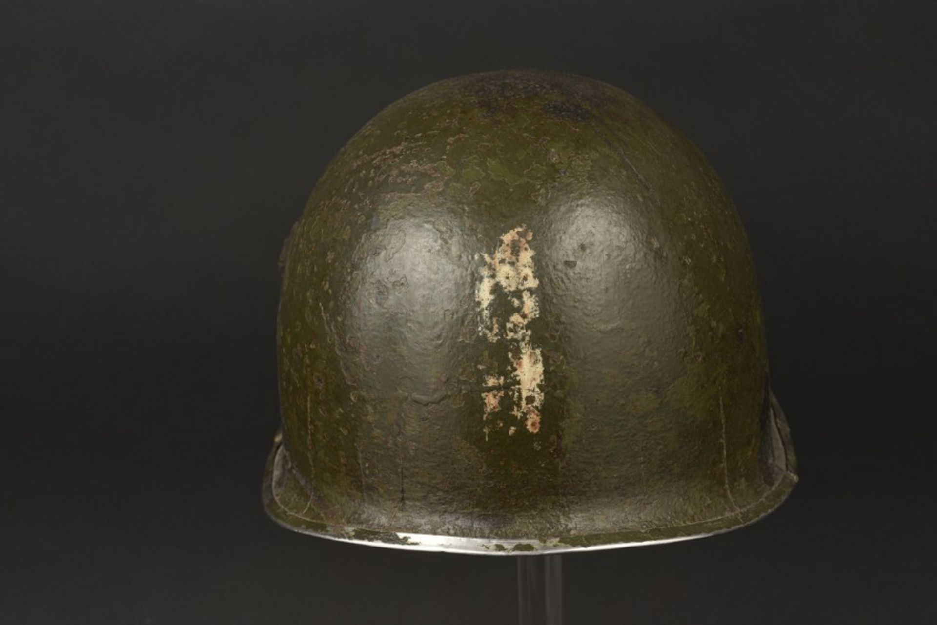 Coque de casque d'officier parachutiste M2 avec impact. M2 paratroop officer helmet shell with - Bild 2 aus 4