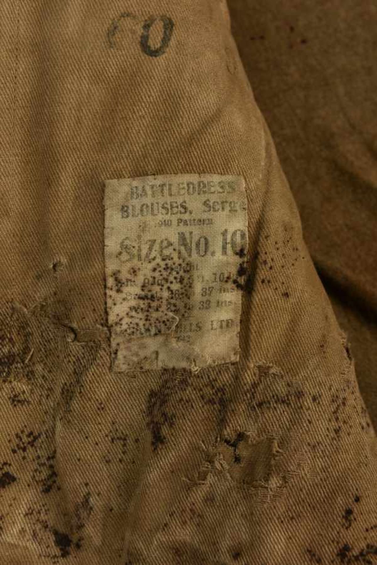 Relique de Battle Dress du 9ème battaillon de la 6ème Airborne. Remains of the Battledress of the - Image 2 of 4