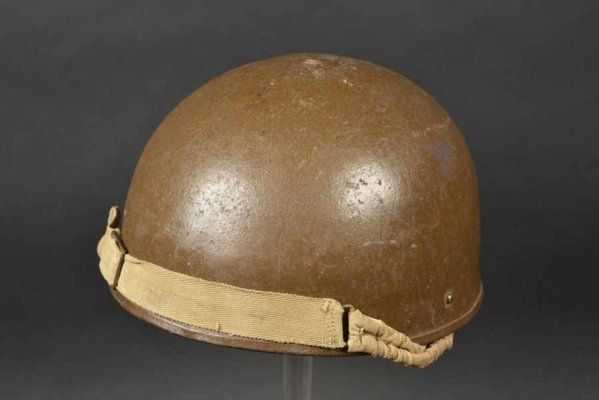 Casque de tankiste canadien de Coll Edward James du 14th Canadian Hussars RCAC provenant d'un