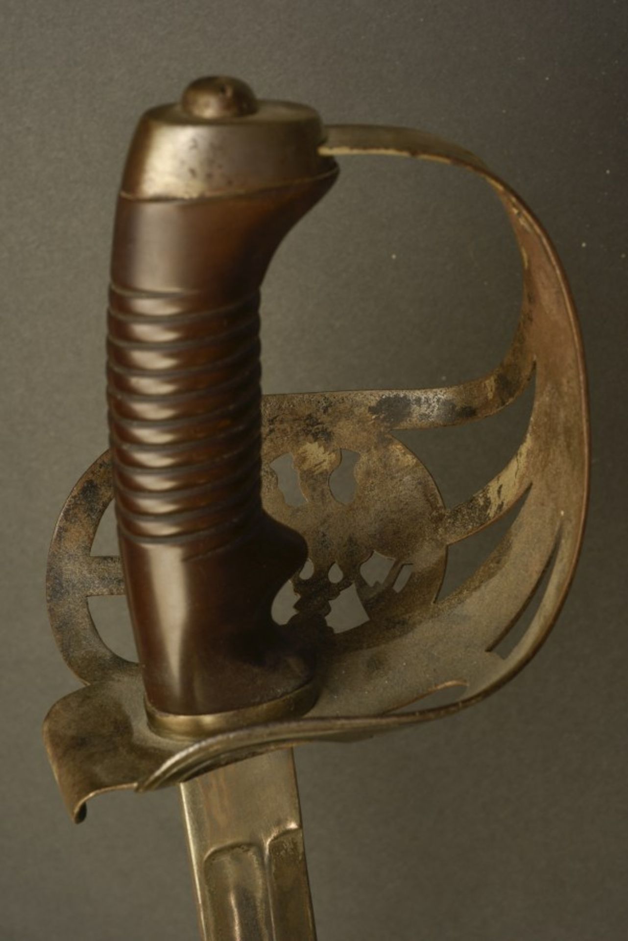 Sabre fantaisie modèle 1889 de Cavalerie TroupeGarde en métal arborant l'aigle impériale. Poigné - Bild 3 aus 4