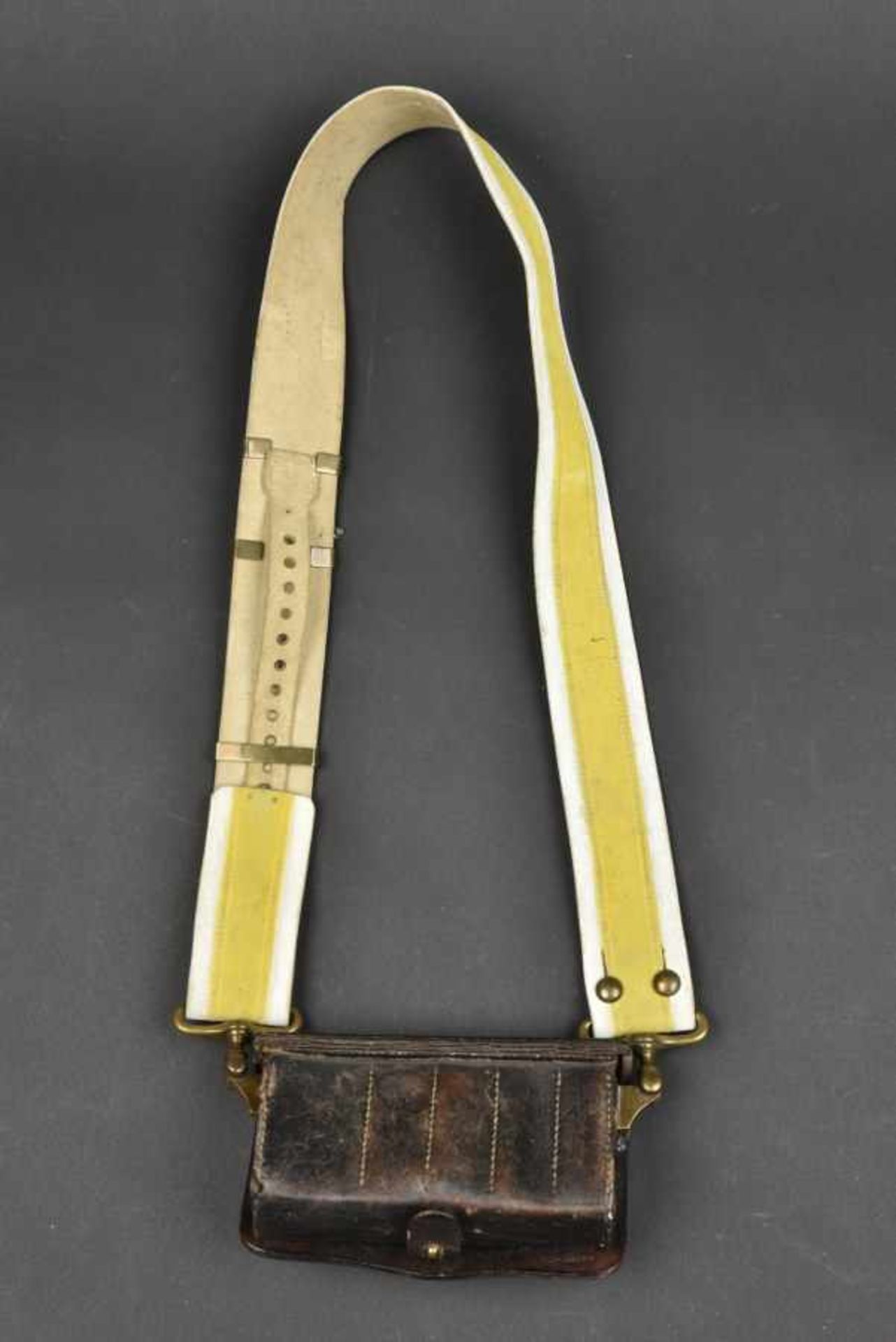 Giberne de cavalerie modèle 1854complète avec sa banderole. Traces d’usures. Bon état. Photos - Bild 4 aus 4