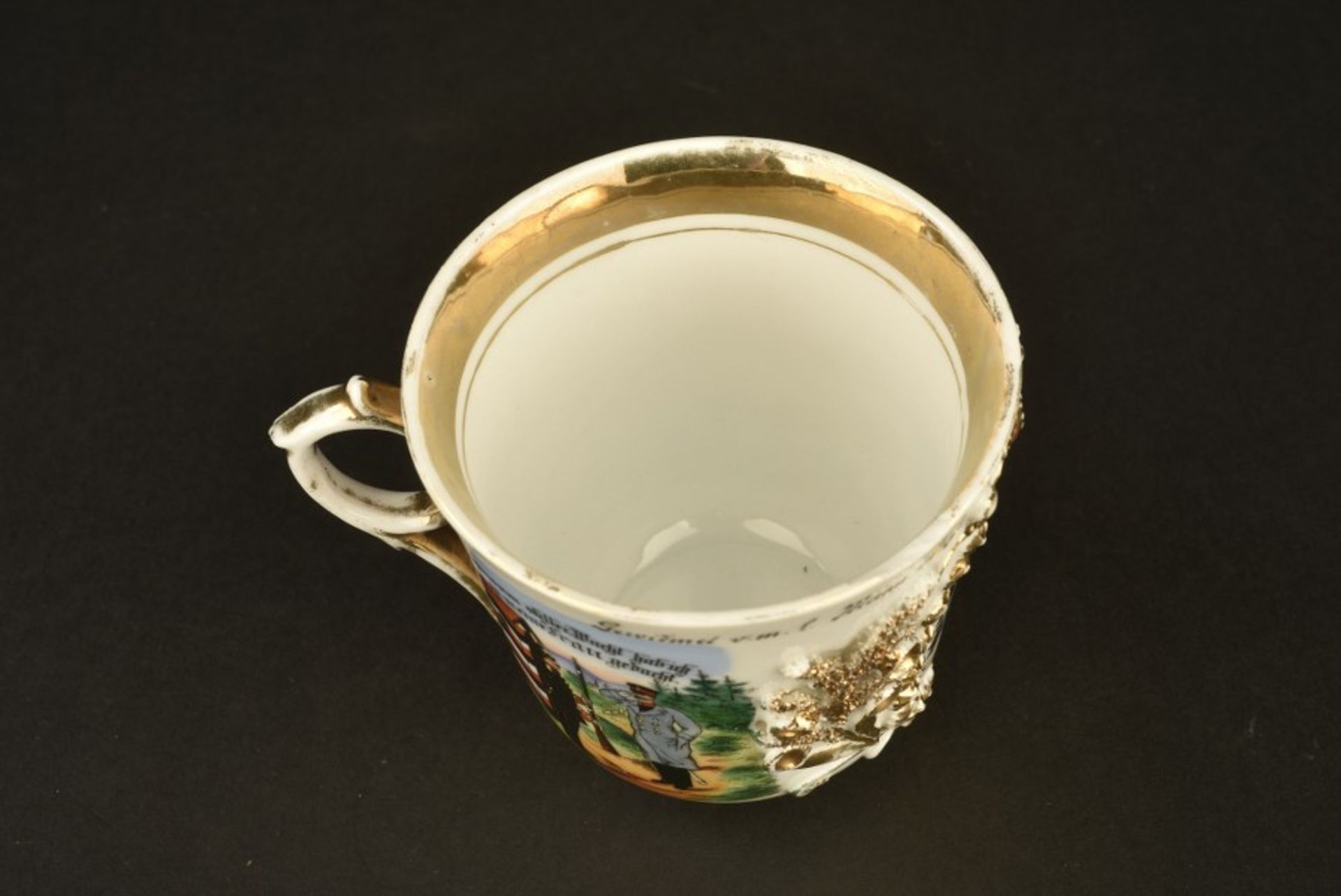 Tasse de l'infanterie Regiment 98 de MetzEn porcelaine blanche, richement décoré de décors en - Bild 3 aus 4