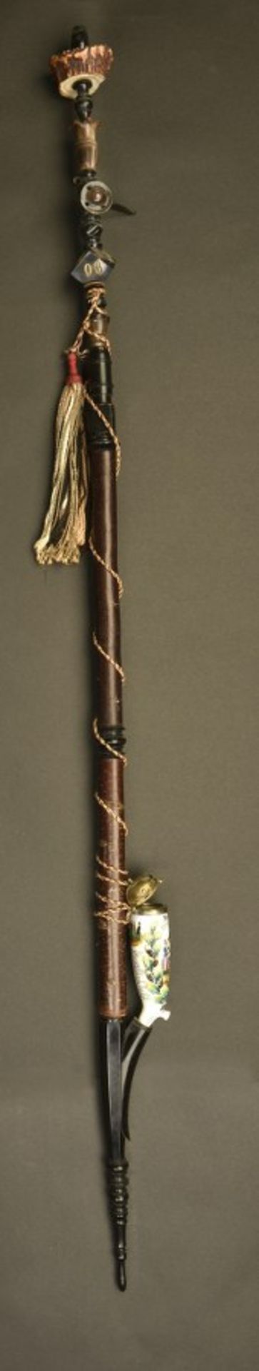 Pipe de réserviste d'un régiment d'artillerieEn bois, incomplète. Décorée d'un canon, celui-ci est