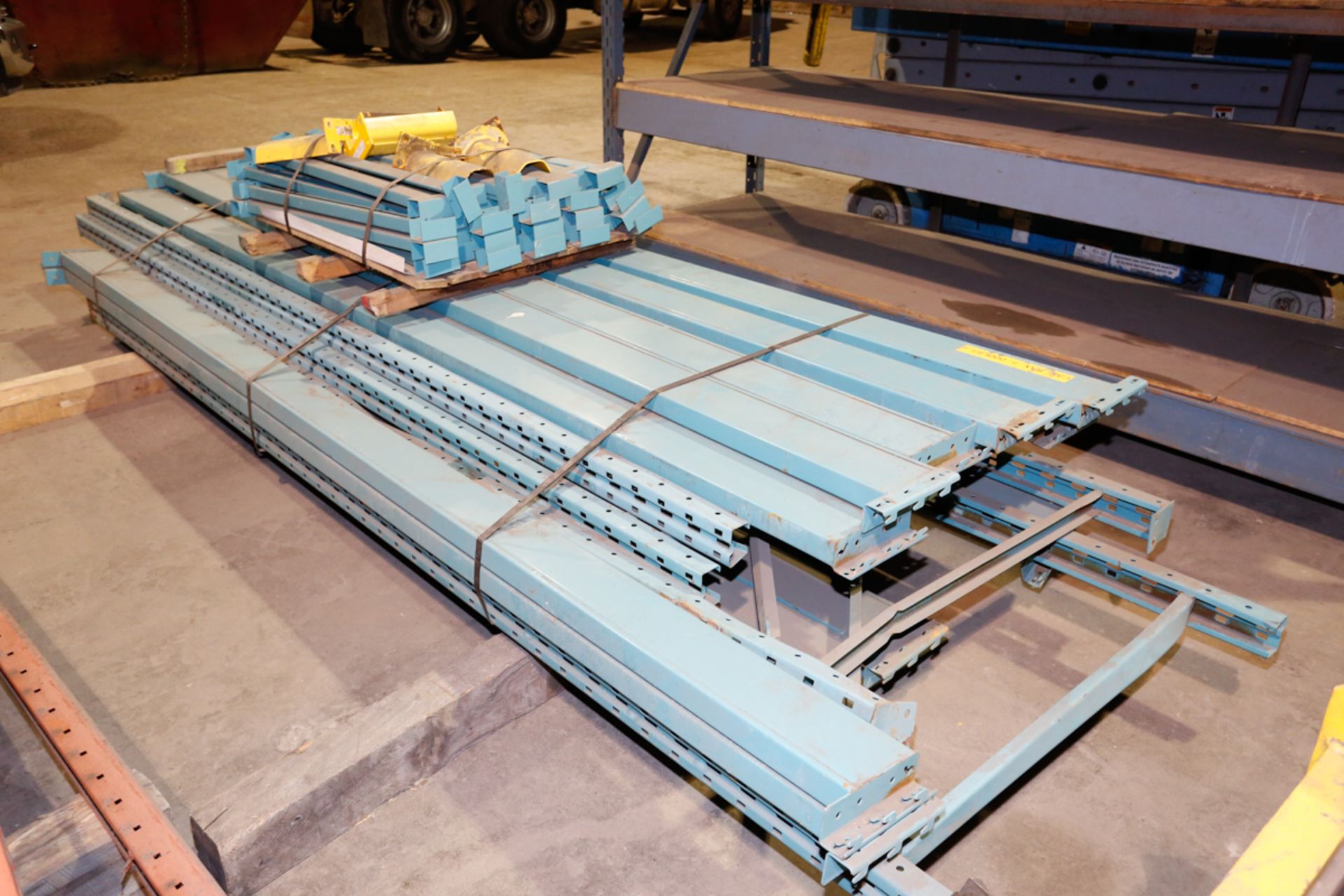 LOT OF BLUE RACKING, UPRIGHTS, 6" CROSS BARS & SUPPORTS