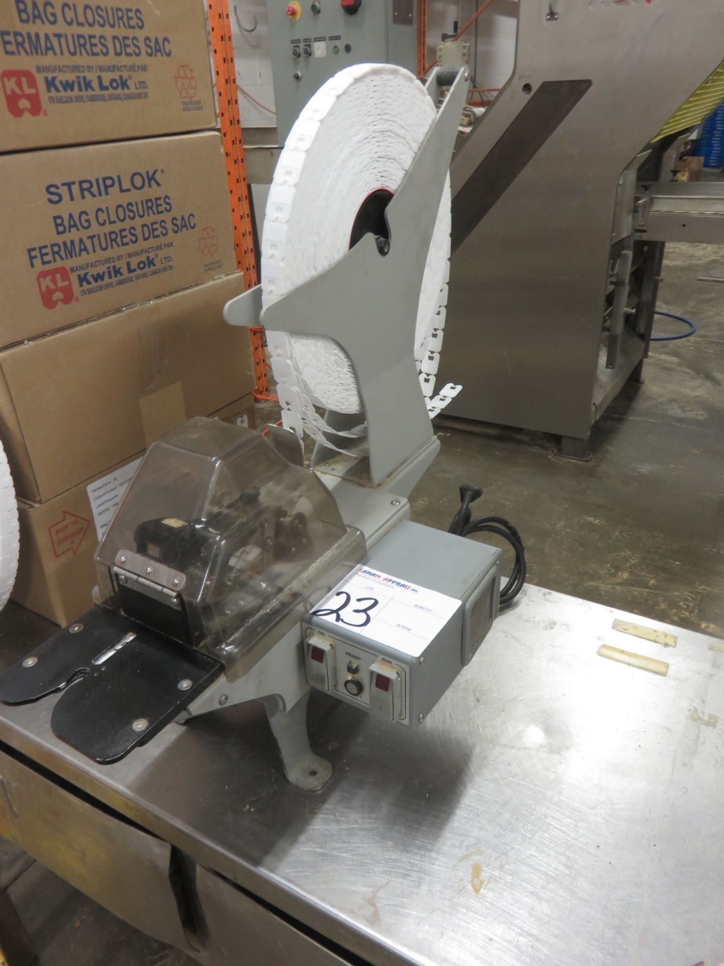 2010 KWIK LOK TYPE 086A (200PB) SEMI-AUTOMATIC TABLE TOP TYPE BAG CLOSER, S/N 90609-2010