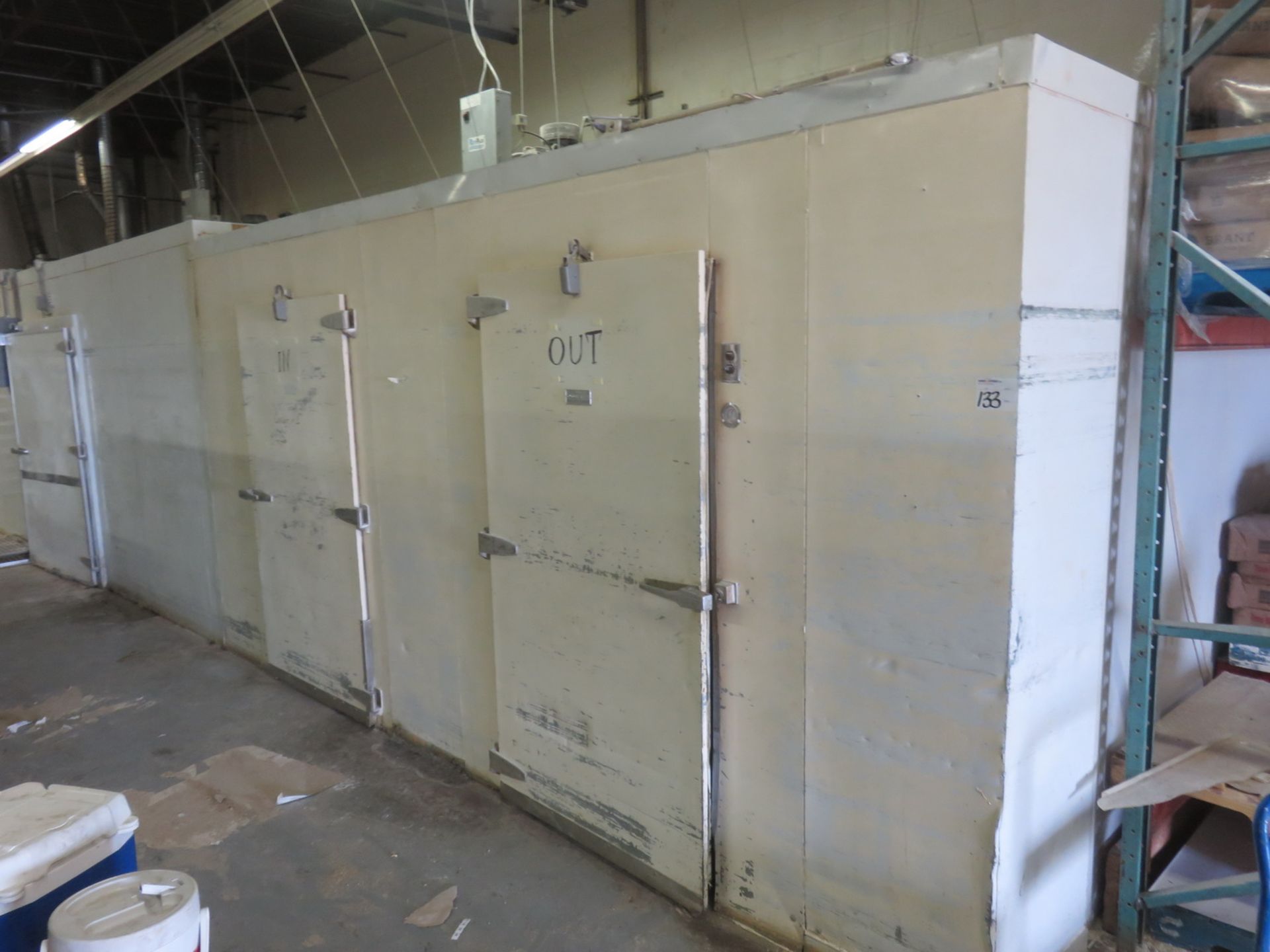 LOT - POLAR TECHNOLOGY APPROX. 19' X 16' X 102"H ELEVATED FLOOR WALK-IN FREEZER W/ (2) REF PLUS - Image 6 of 6