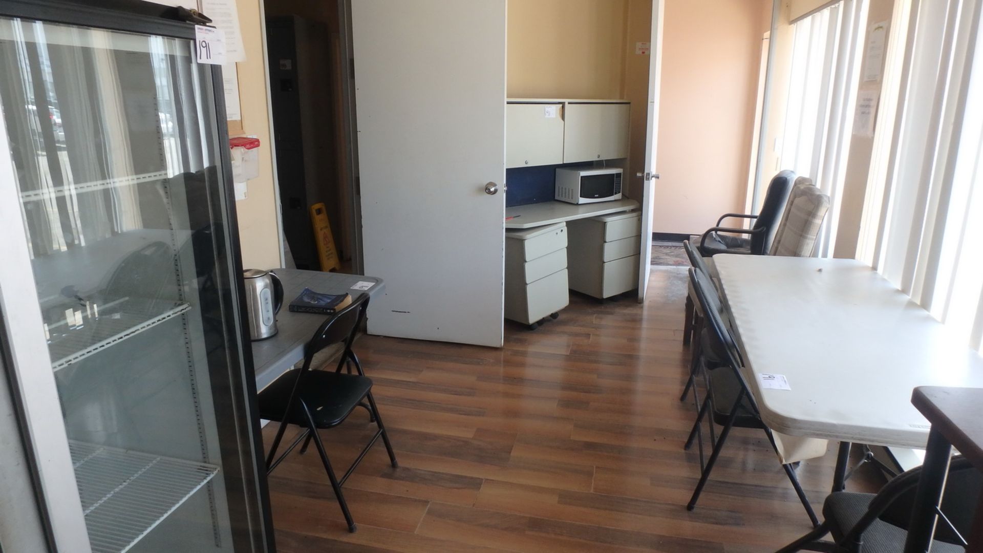 LOT - CONTENTS OF LUNCH ROOM C/O: GLASS DOOR FRIDGE, FOLDING TABLES, CHAIRS, DESK, MICROWAVE, ETC.