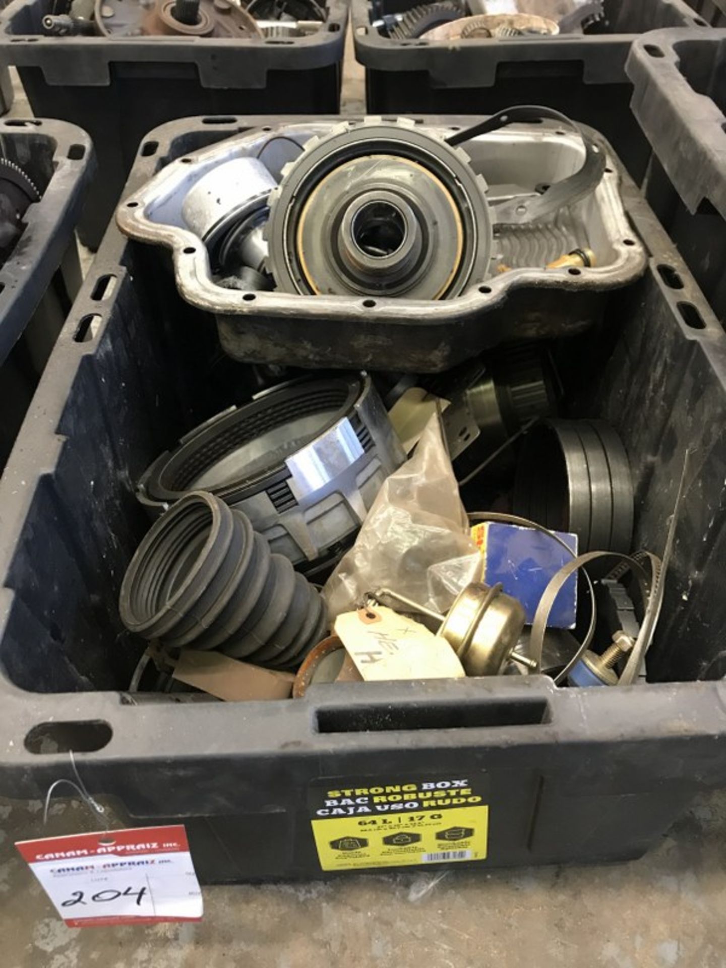 LOT OF ASSORTED PARTS