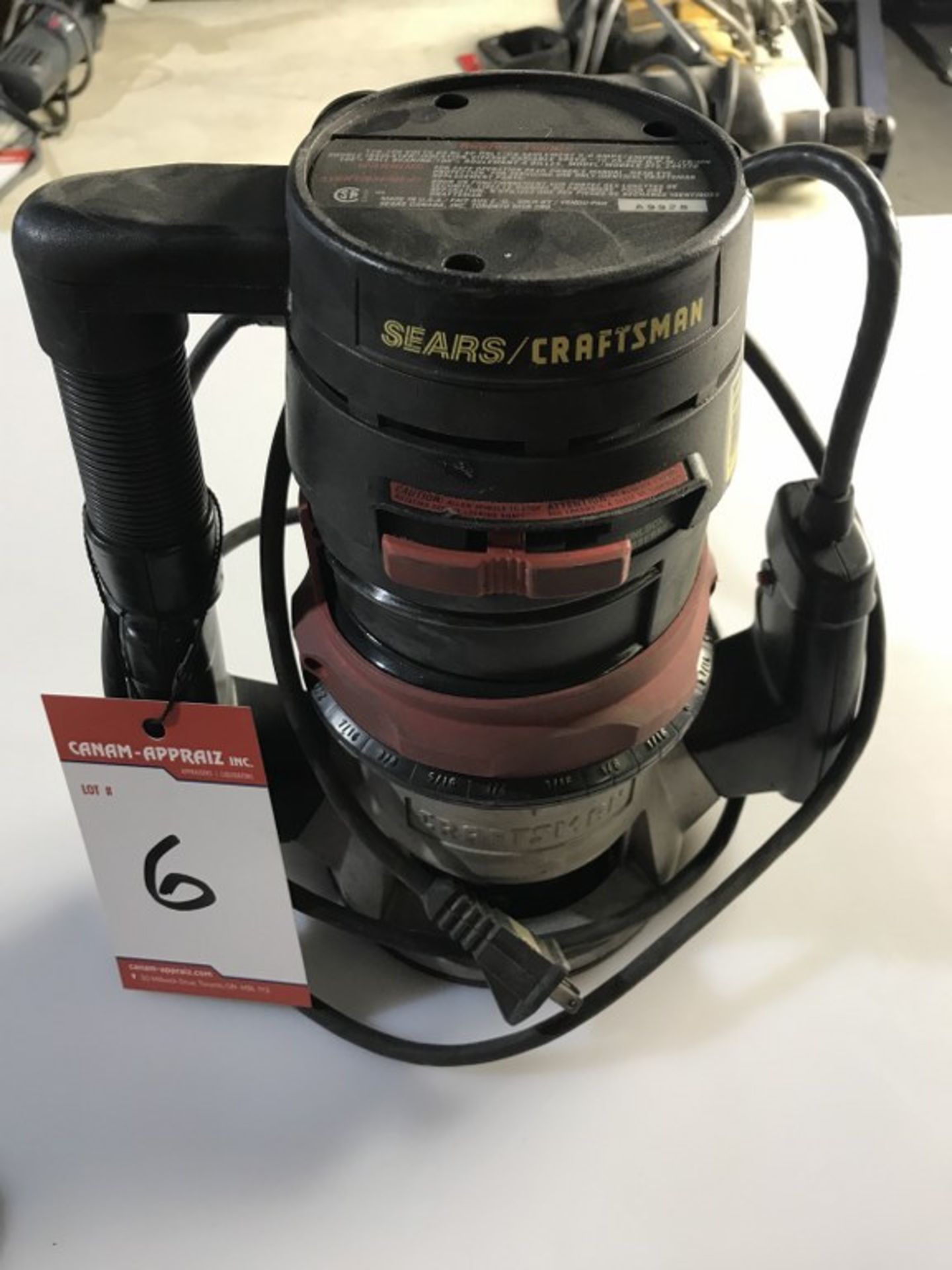 1 X SEARS CRAFTSMAN - ROUTER - 110-120 VOLTS, 9.0 AMPS - DOUBLE INSULATED