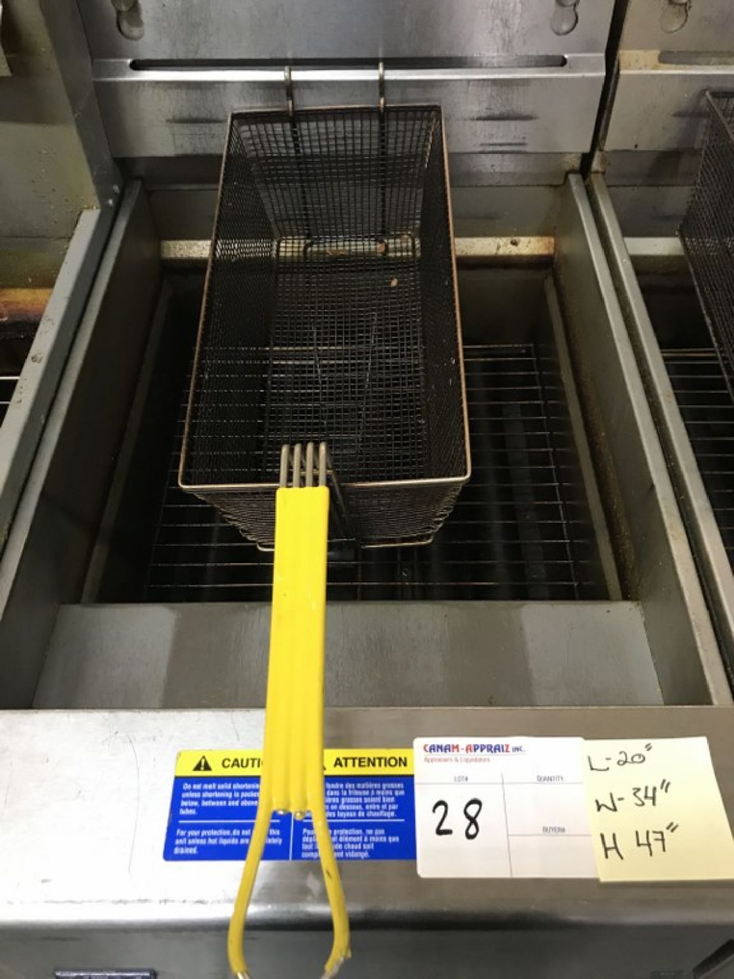 PITCO - GAS FLOOR FRYER. MODEL # SG18. 20"L X 34"W X 47"H - Image 2 of 4