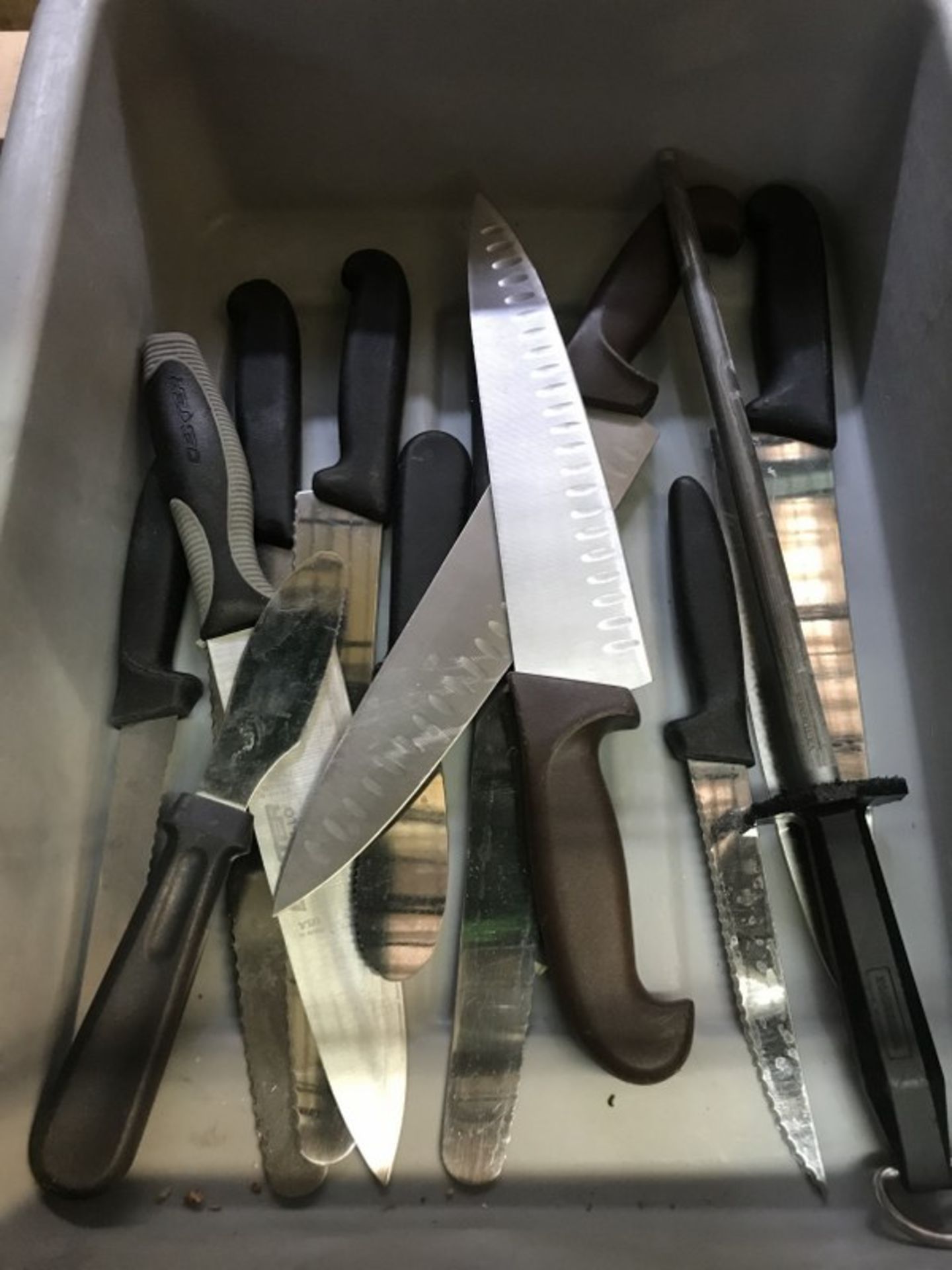 LOT OF MIXED KITCHEN KNIVES - Image 2 of 2