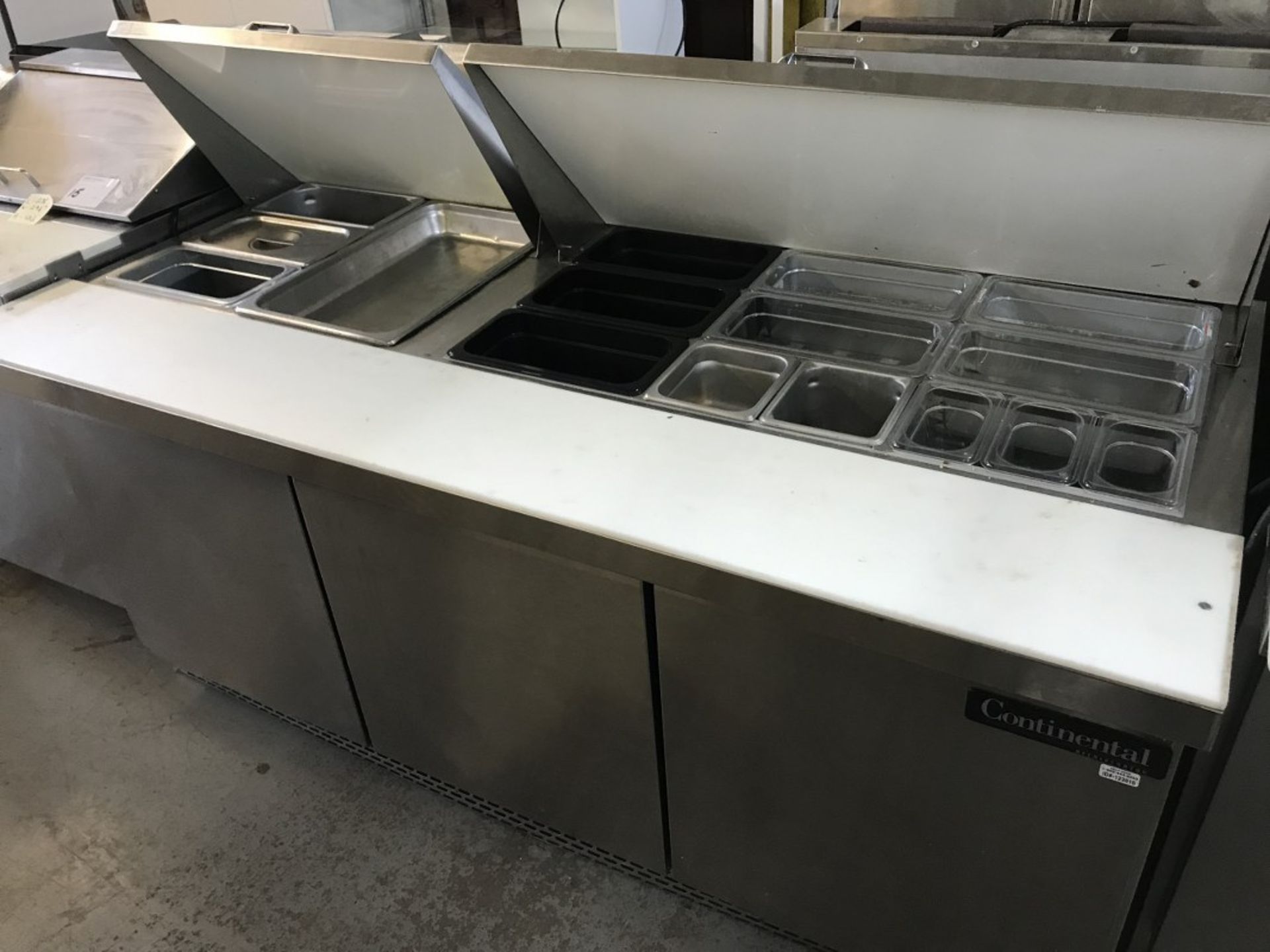 CONTINENTAL - MODEL: SW72-30M - 72" 3-DOOR MIGHTY TOP REFRIGERATED SANDWICH PREP TABLE - Image 3 of 5