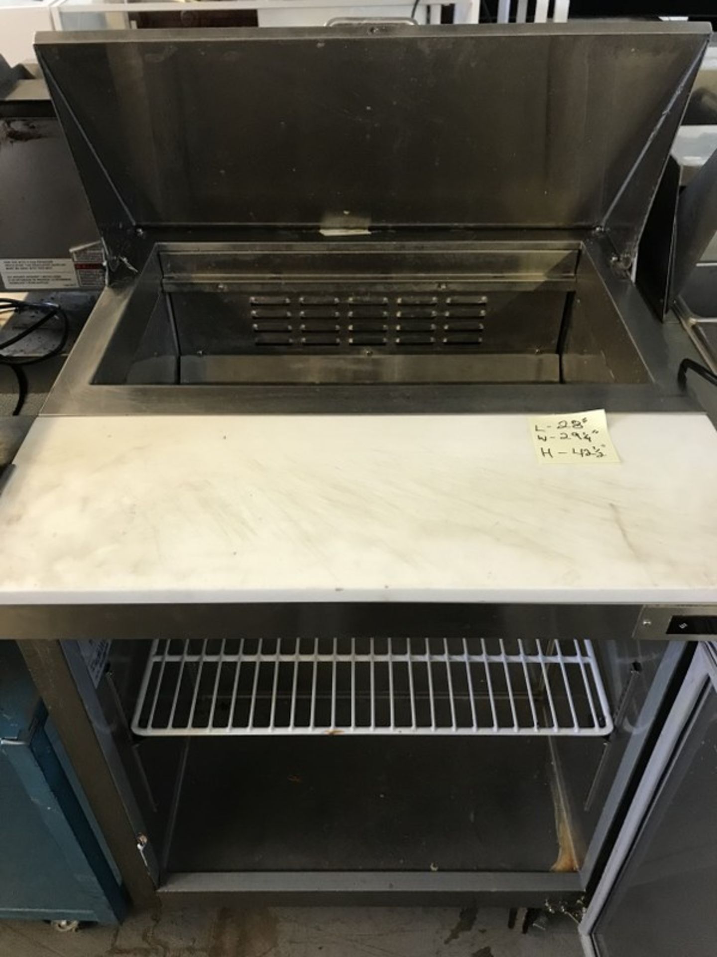 OMCAN - MODEL: SCL1, 28" - 1-DOOR REFRIGERATED SANDWICH PREP TABLE - Image 2 of 3