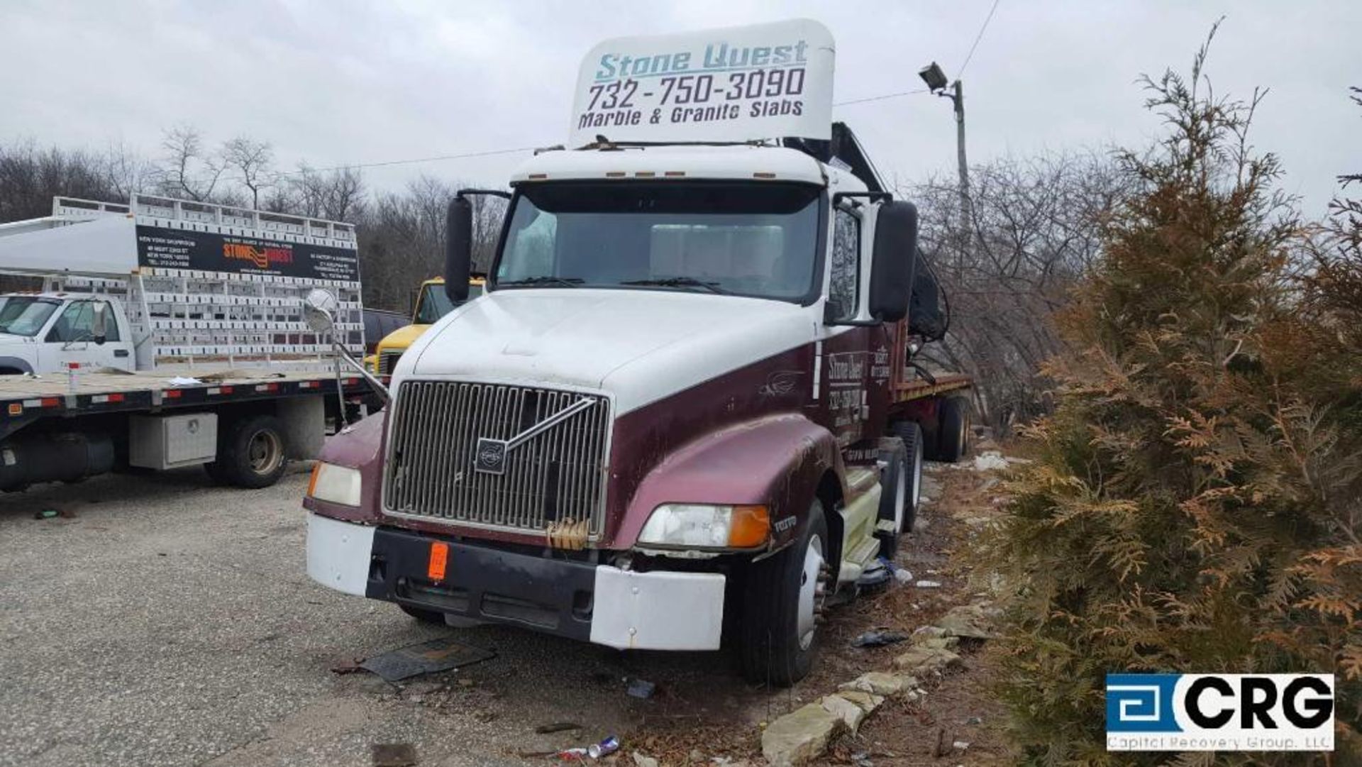 1998 Volvo TA tractor, day cab with Cummins N14, 370 hp diesel motor, Fuller FRO-1521C trans, GVWR - Image 2 of 2