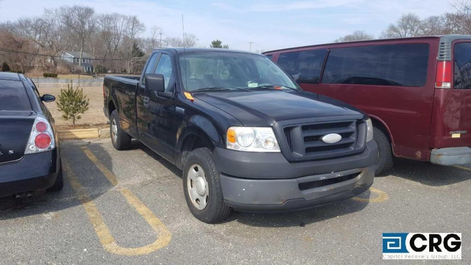 2007 Ford F 150 Pick up truck, AT, AC, AM/FM Stereo, Vin: 1FTRF12297NA29438, mileage: 301,000.