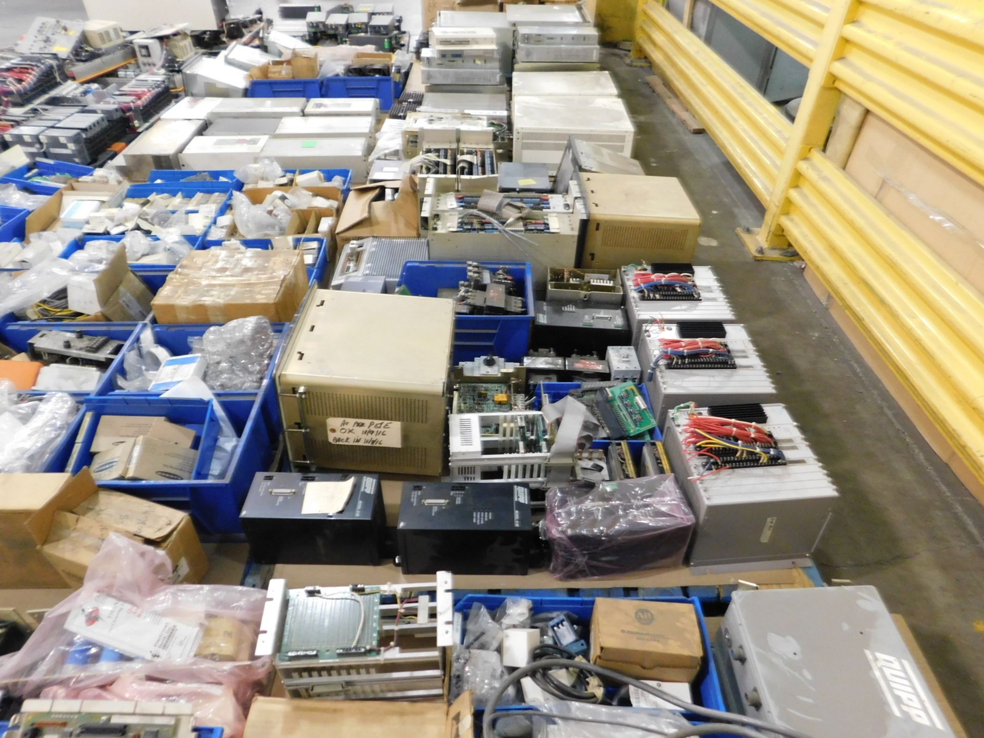 Electrical automation photo sensor micro switch, CPU, AC drive, servo motor breakers, (18) pallets - Image 7 of 8