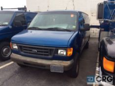 2005 Ford van,, AT, AC, vinyl seats, right side sliding door, rear swing doors,  VIN