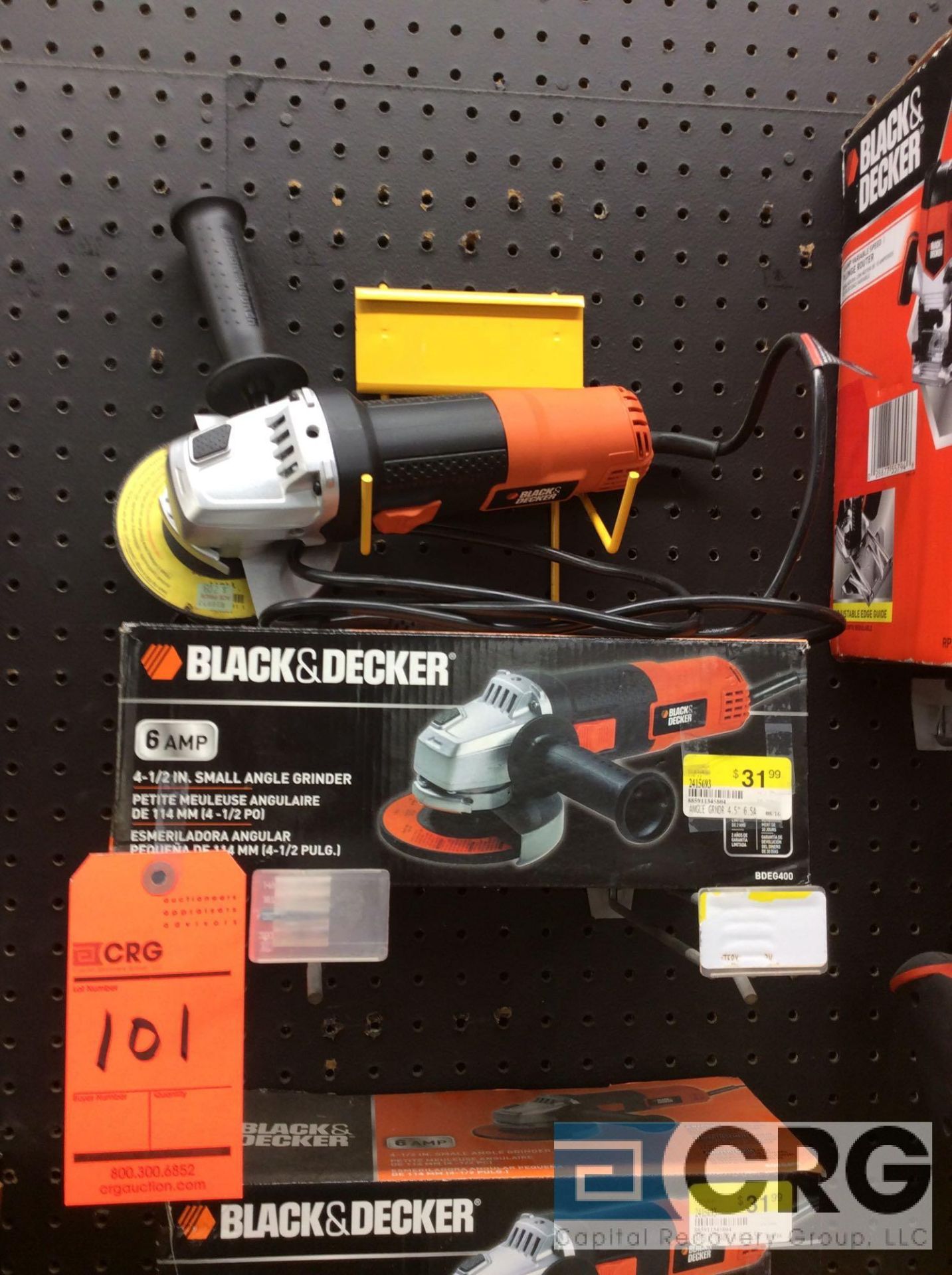 Black and Decker 4 1/2 in. right angle grinder (NEW)