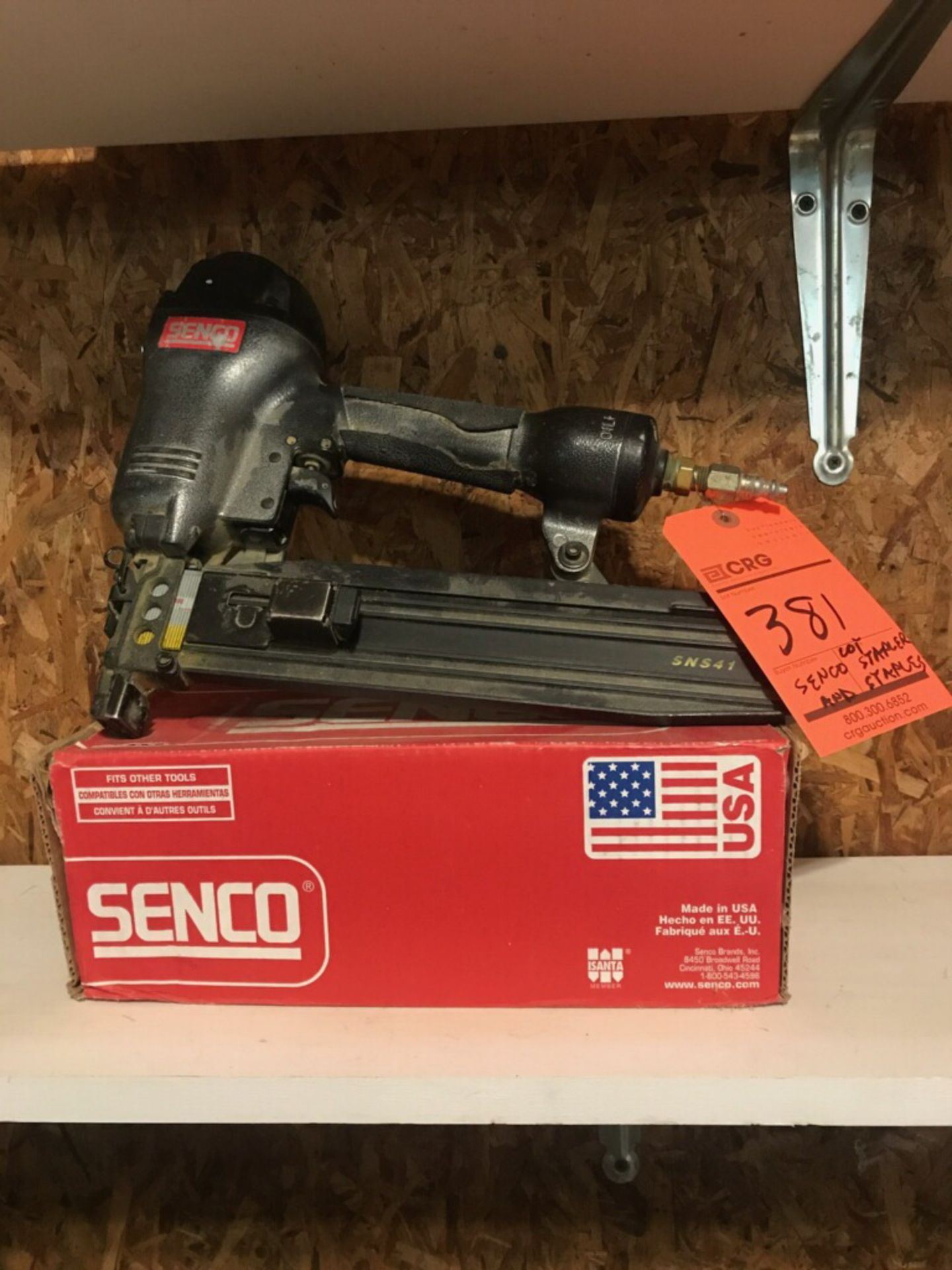 Senco SNS41 pneumatic nailer, with box of nails.