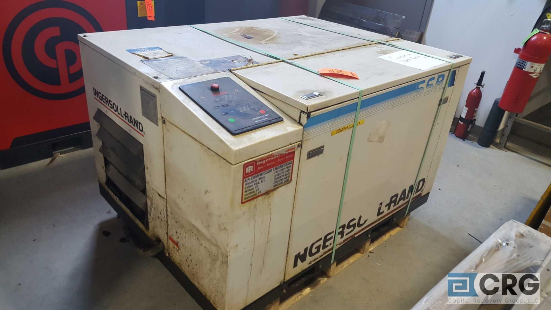 Ingersoll Rand rotary screw air compressor, model number SSR-EP 15 U, serial number J 4096U92 F