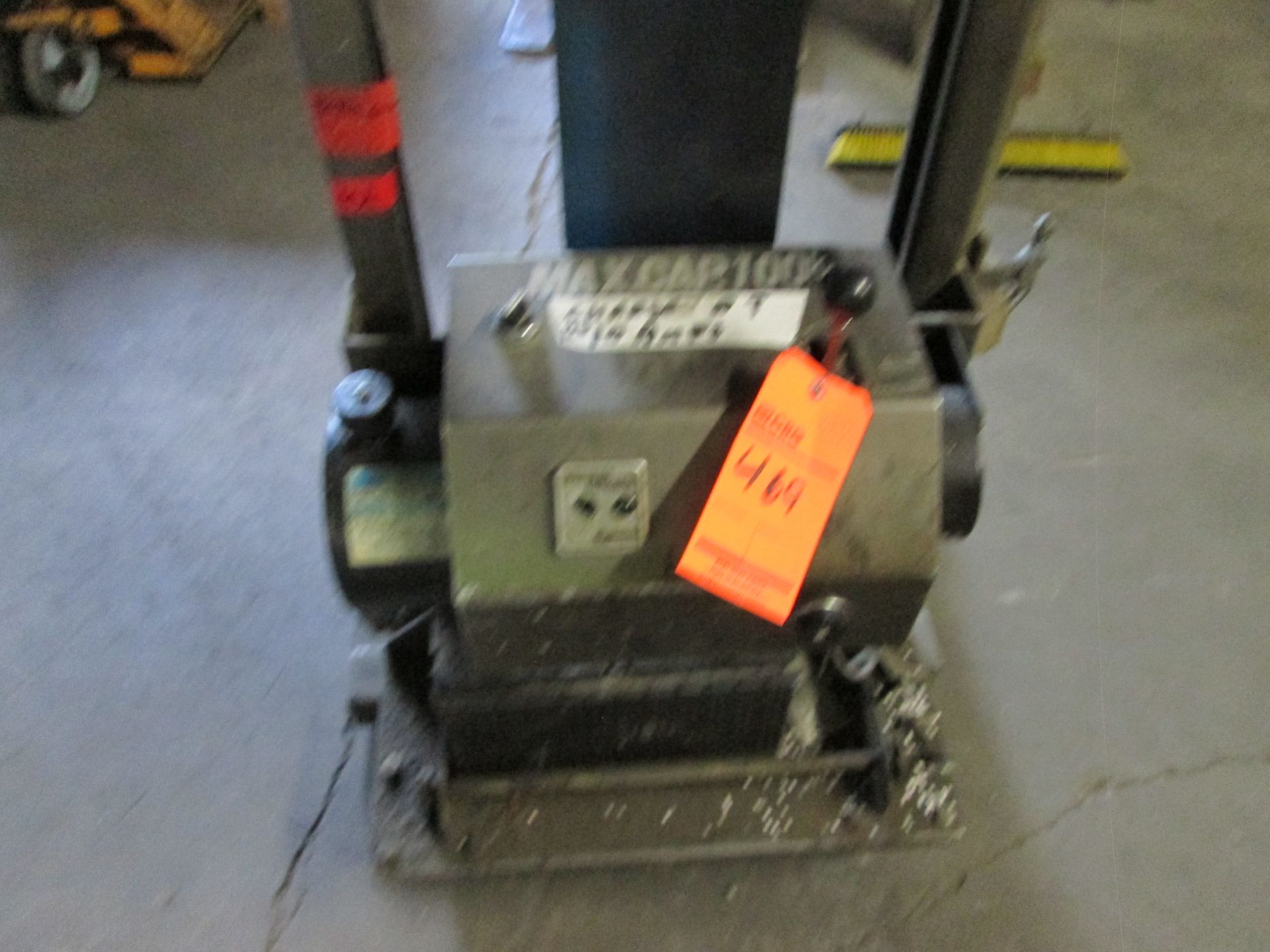 Monarch Hydraulics Dynajack M-311-0103 electric core lift, 100 kg capacity, 12 volt - LOCATED AT 524 - Image 3 of 3