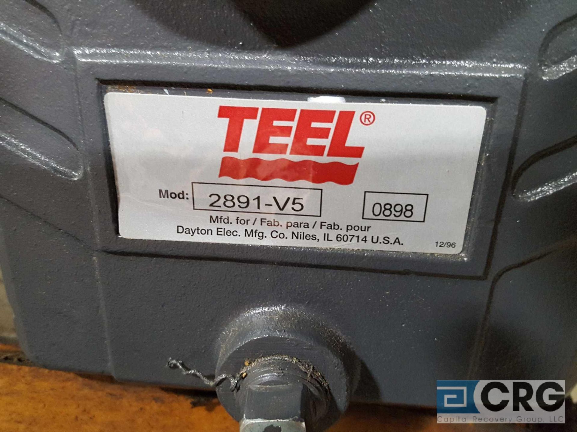 Teel centrifugal pump, model 2891-V5, new, never used, original box is in cabinet, with manuals - Image 5 of 12