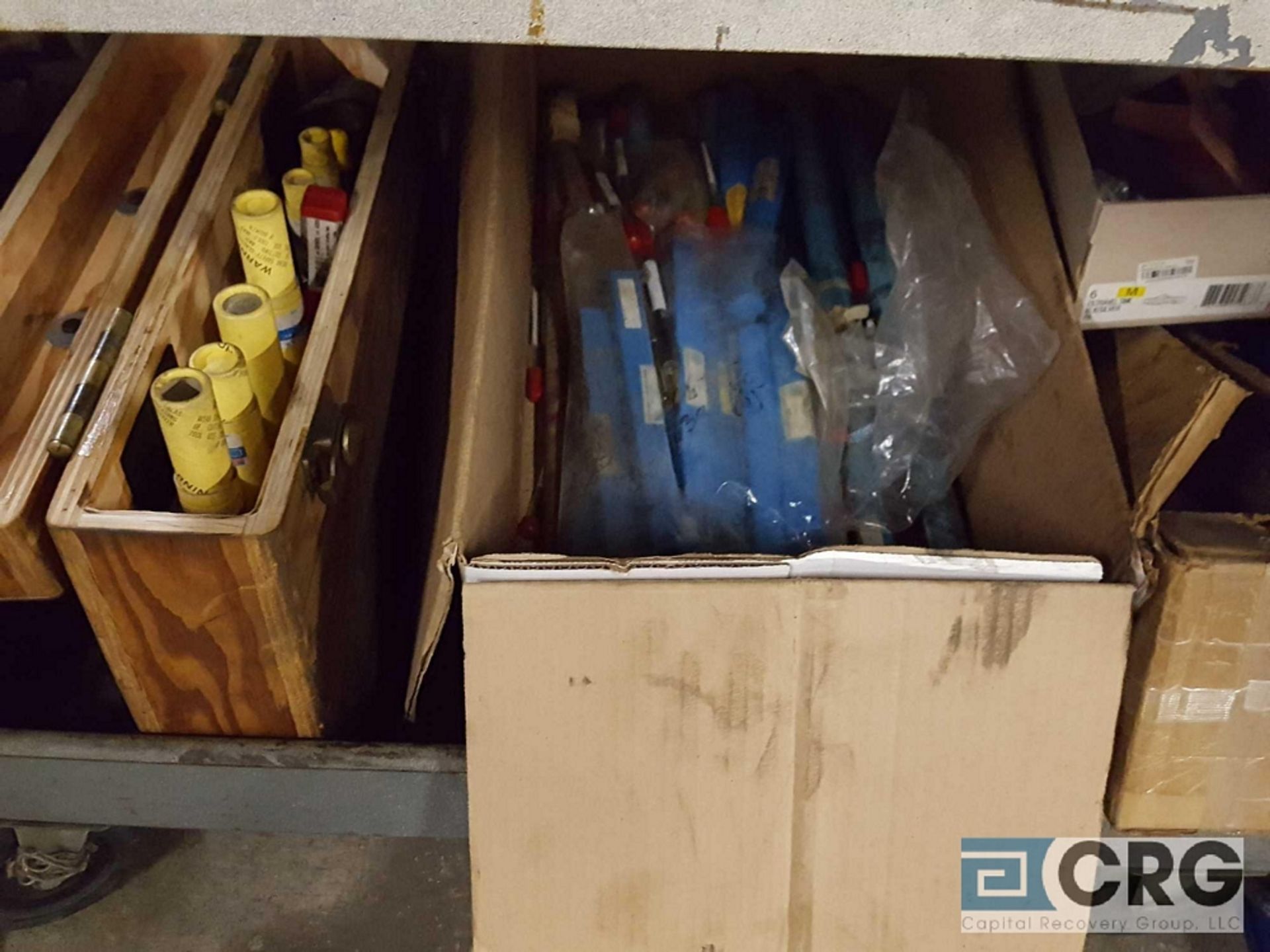 Lot of assorted machine shop tooling etc, including cutting tools, inspection tools, hold down tools - Image 16 of 28