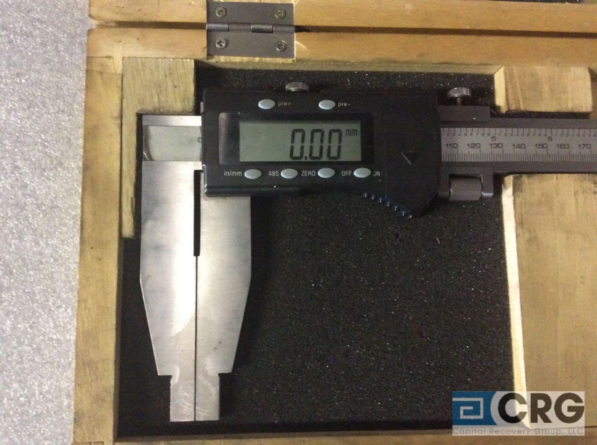 22” digital caliper with case - Image 4 of 4