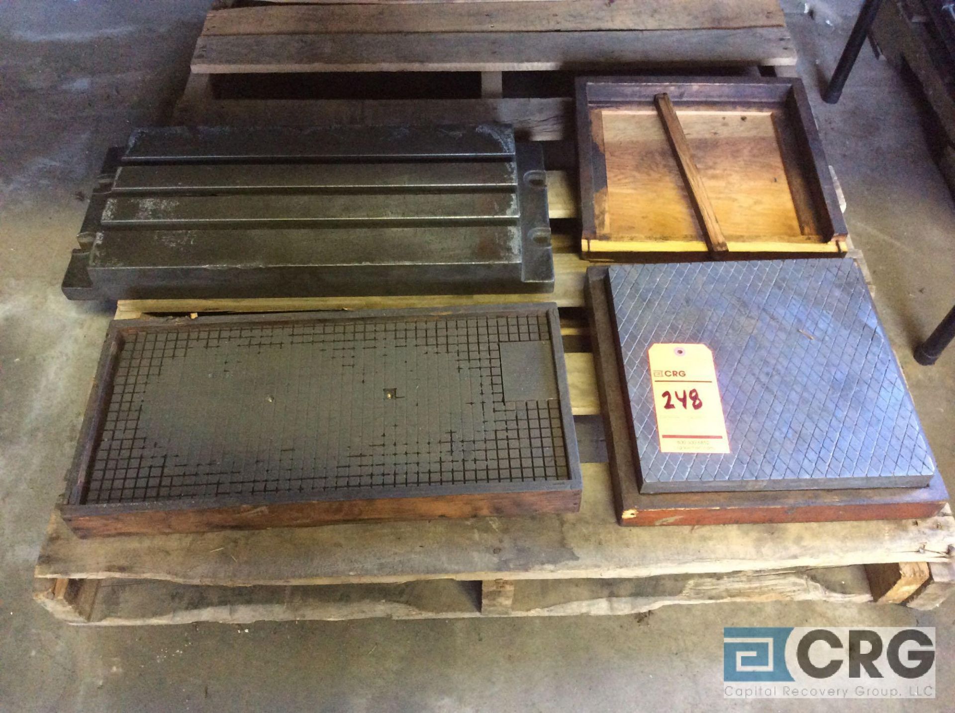 Lot of (2) asst lapping plates and (1) T-slot table