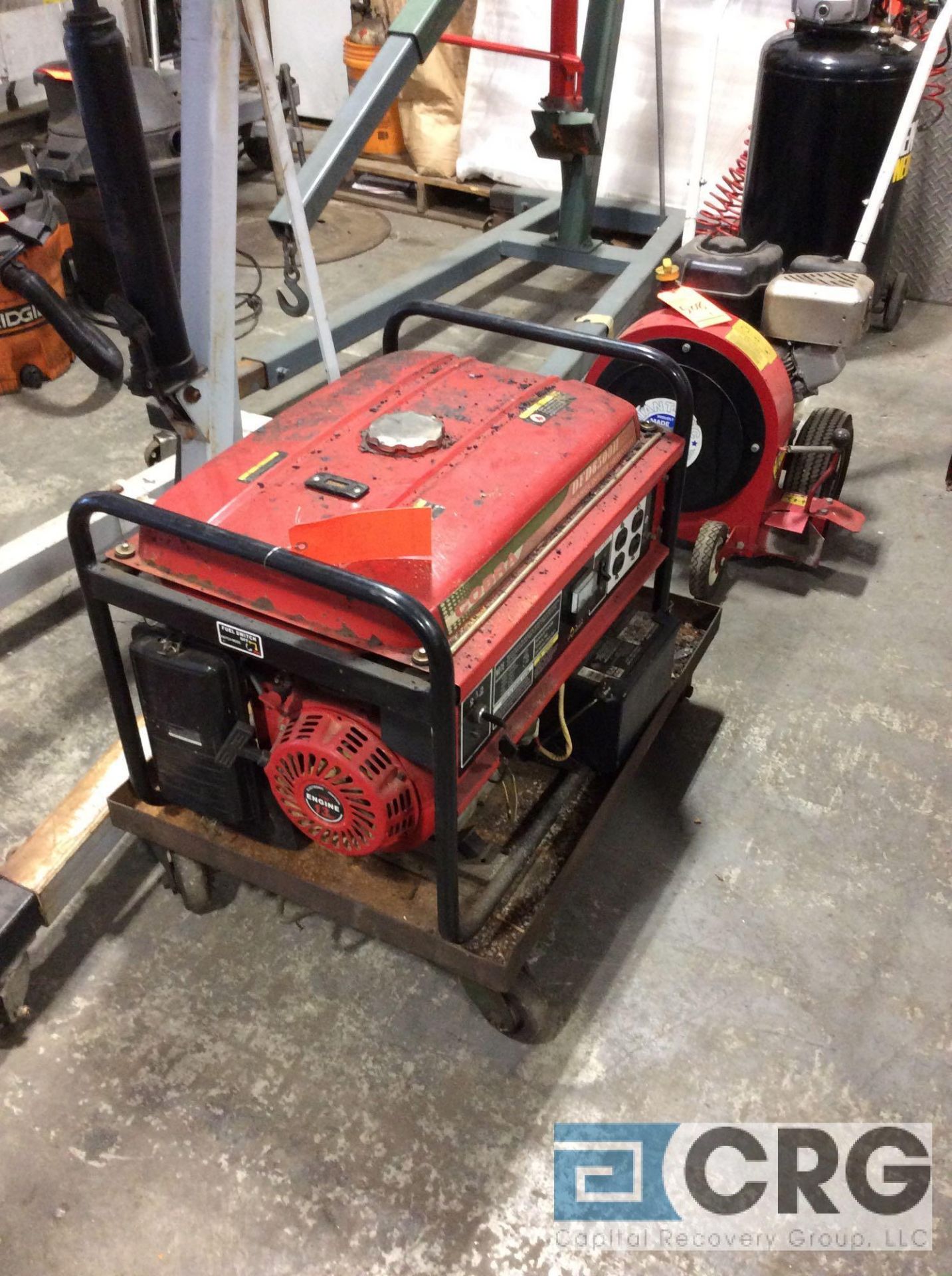 Cobra, DFD 6500 H, gasoline powered, portable generator, with 13 hp motor, electronic ignition, with