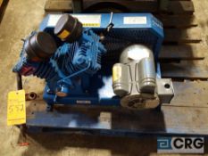 Emglo twin cylinder air compressor, no tank, model MG, serial 091699017,