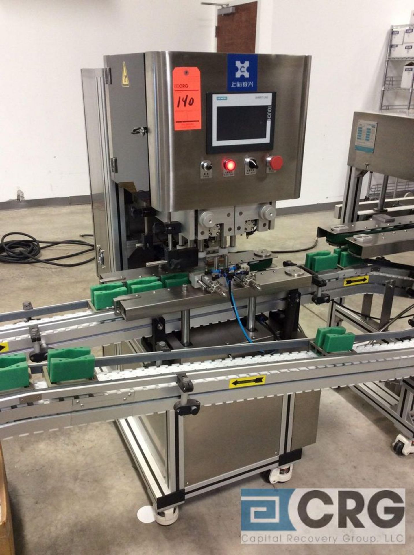 NEW 2018 Chasing XAV8-AT capping machine, Siemens Smart Line touch screen controls, 220 volt, 1 - Image 2 of 5