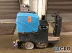 Ride On floor scrubber and dryer, mn A22-560, with charger