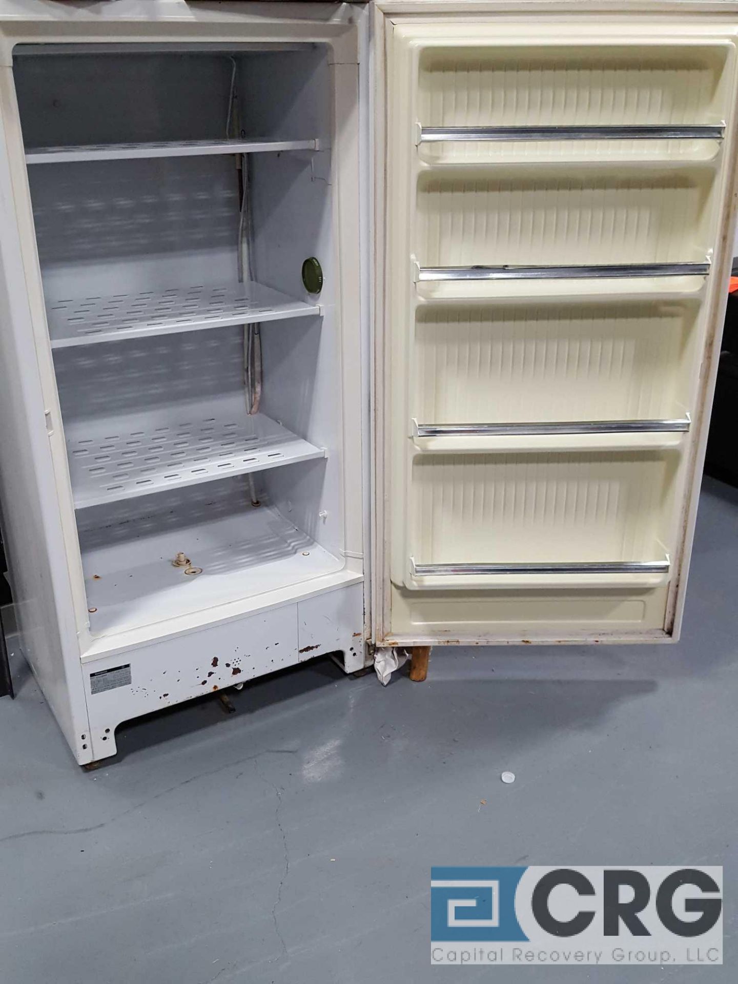 Westinghouse upright freezer, model FU134RRW4 - Image 2 of 3