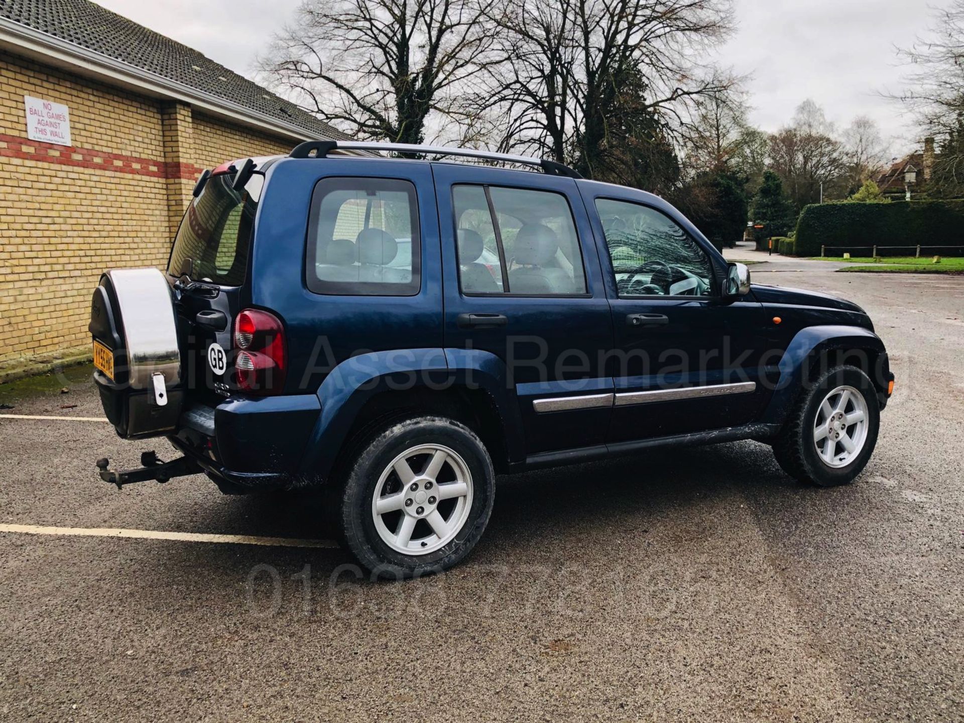 (ON SALE) JEEP CHEROKEE *LIMITED CRD* (2006 MODEL) '2.8 DIESEL (161 BHP) 6 SPEED' *AIR CON* (NO VAT) - Image 12 of 40