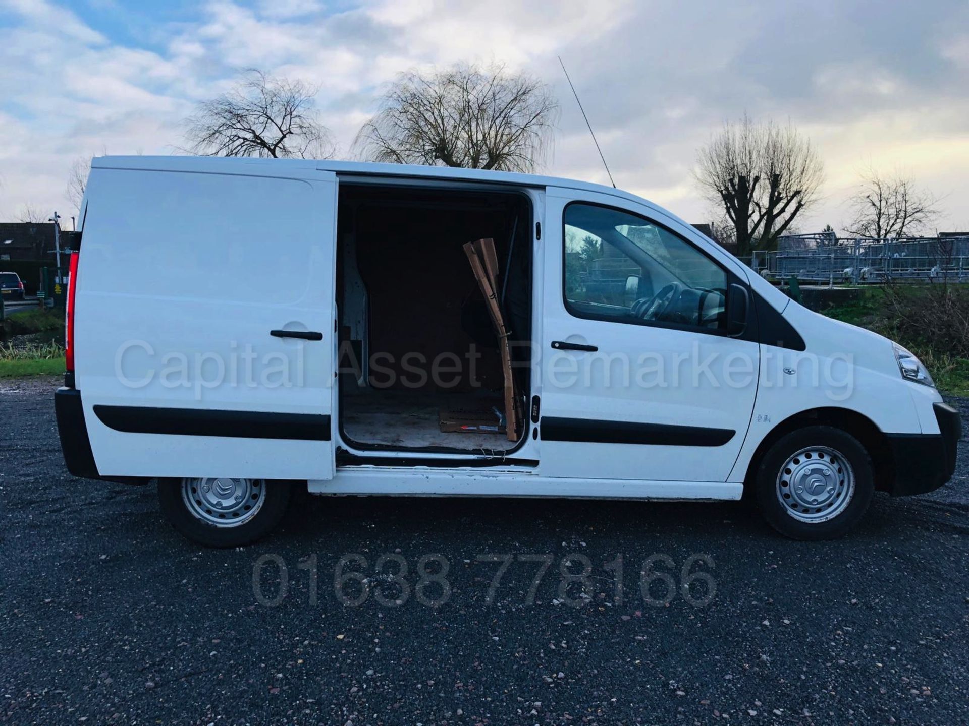 CITROEN DISPATCH 1000 *SWB - PANEL VAN* (2014) '1.6 HDI - 90 BHP - 5 SPEED' (NO VAT - SAVE 20%) - Image 13 of 20