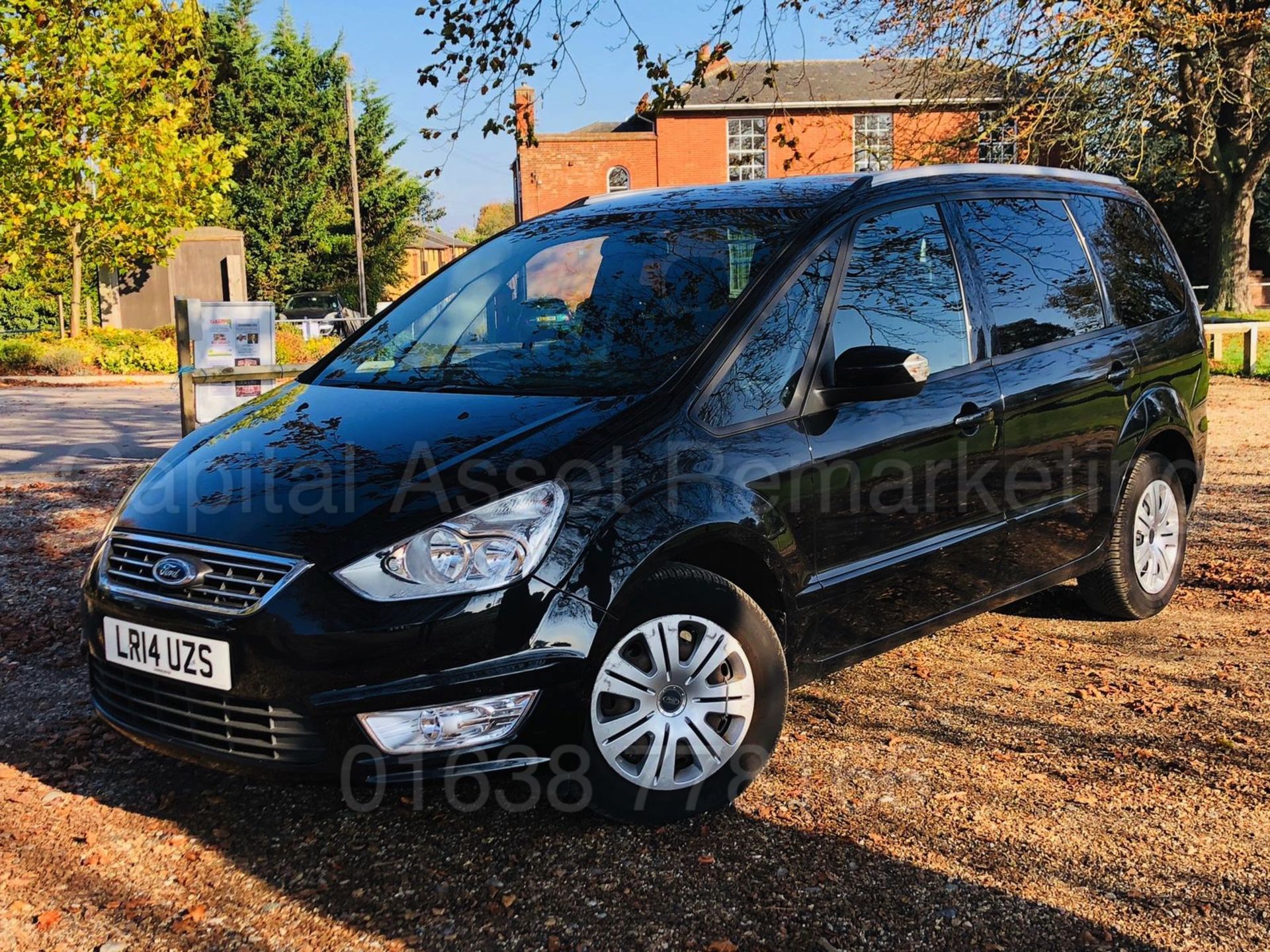 (On Sale) FORD GALAXY **ZETEC** 7 SEATER MPV (2014) 2.0 TDCI - 140 BHP - AUTO POWER SHIFT (1 OWNER) - Image 8 of 47