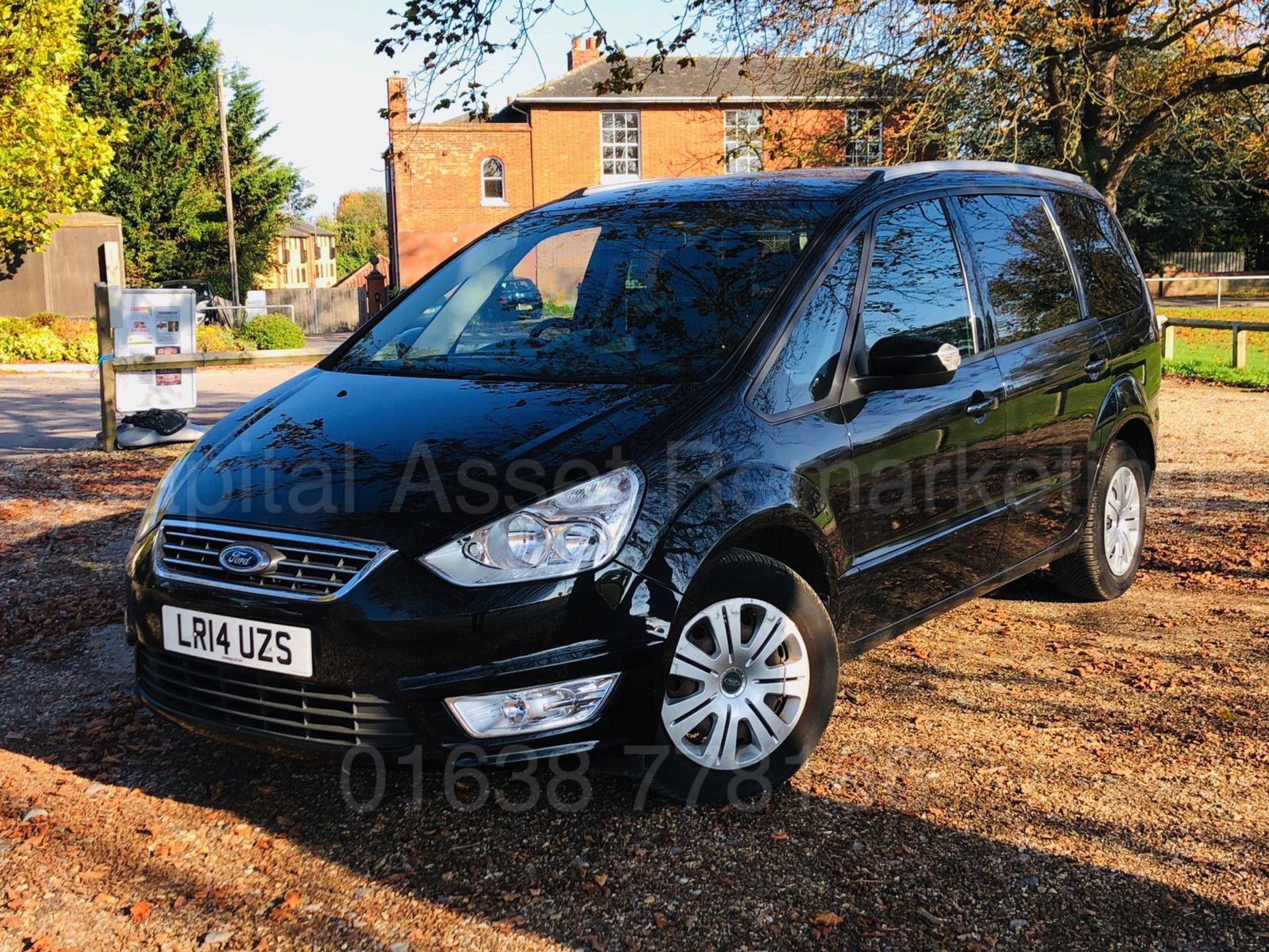 (On Sale) FORD GALAXY **ZETEC** 7 SEATER MPV (2014) 2.0 TDCI - 140 BHP - AUTO POWER SHIFT (1 OWNER) - Image 4 of 47