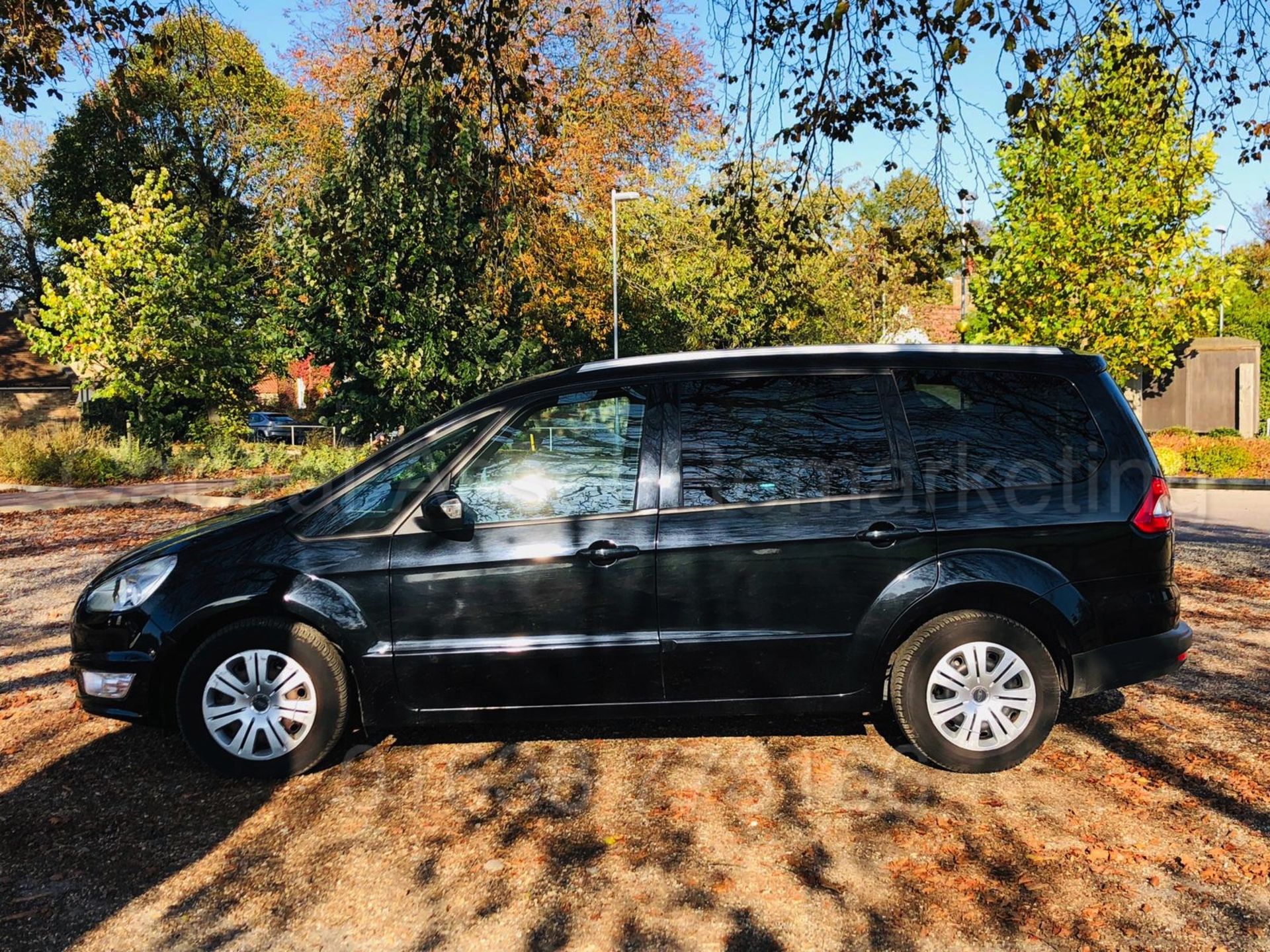 (On Sale) FORD GALAXY **ZETEC** 7 SEATER MPV (2014) 2.0 TDCI - 140 BHP - AUTO POWER SHIFT (1 OWNER) - Image 9 of 47