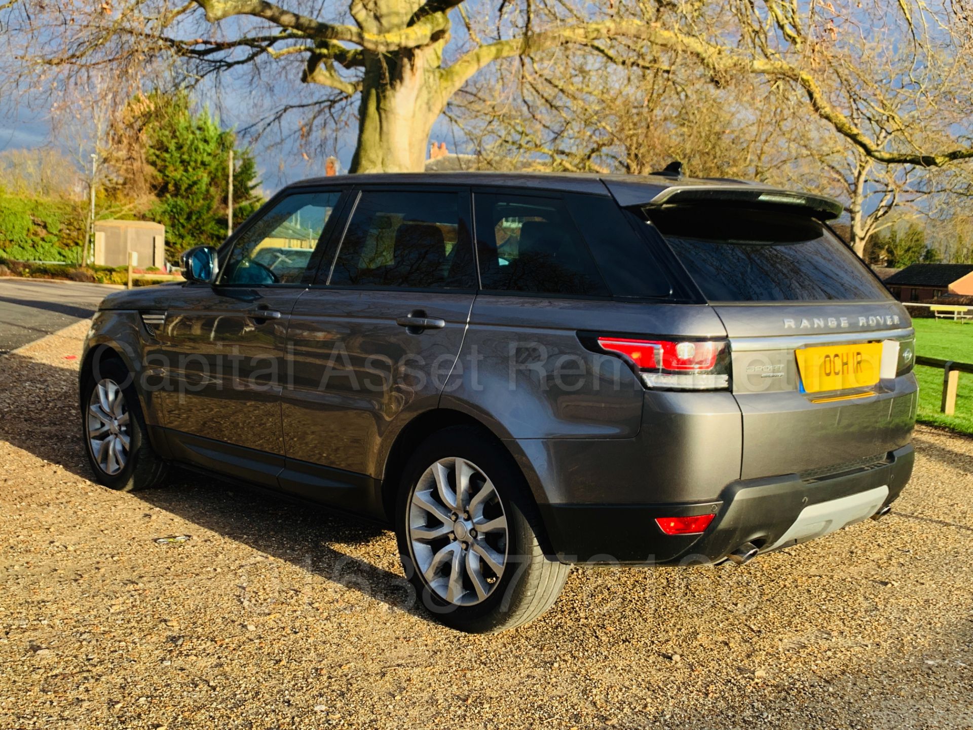 (On Sale) RANGE ROVER SPORT *HSE EDITION* (2015) '3.0 SDV6 - 306 BHP - 8 SPEED AUTO' *HUGE SPEC* - Image 7 of 60